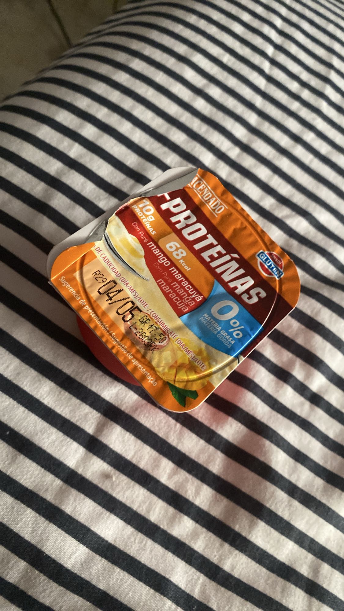 Yogur proteico mango