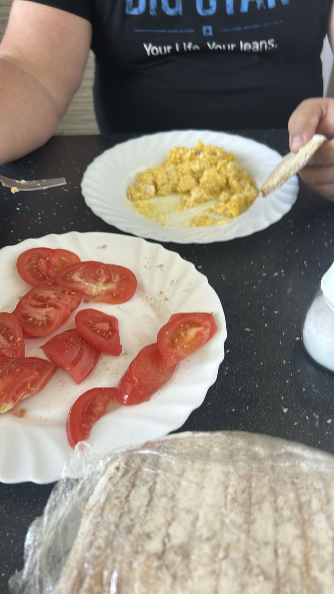 Jajecznica z pomidorami