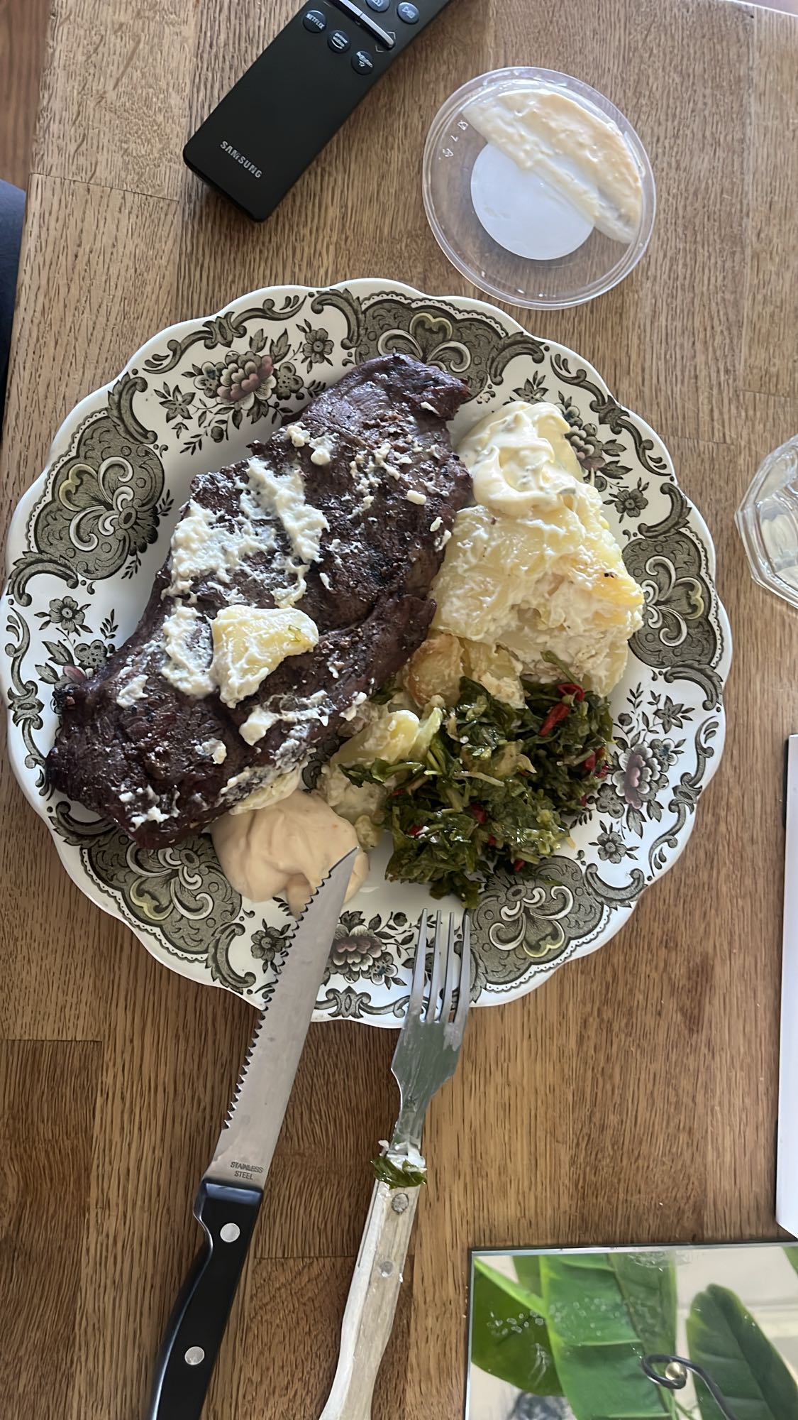 Biff med potatisgratäng