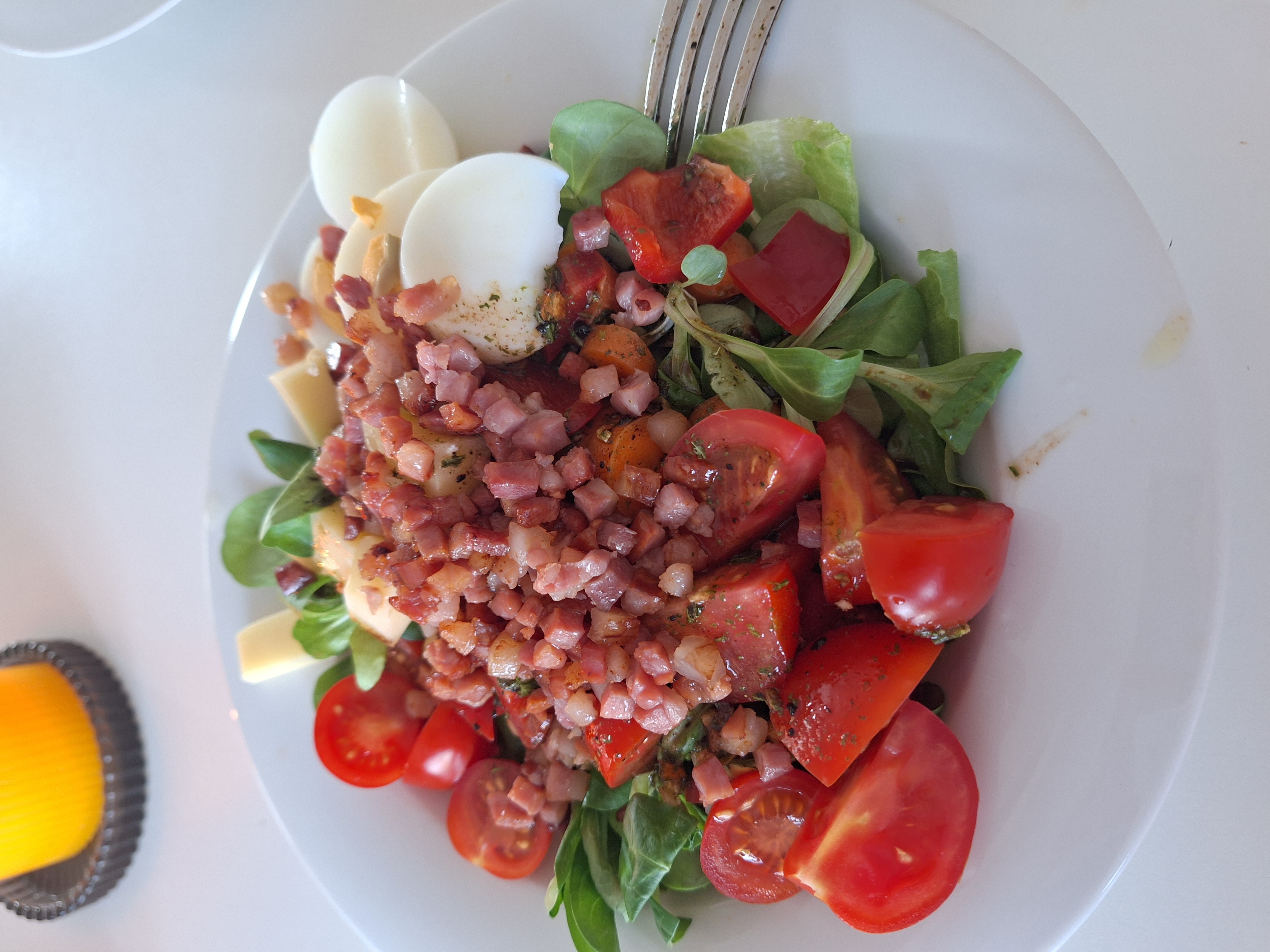 Salade bacon et œufs