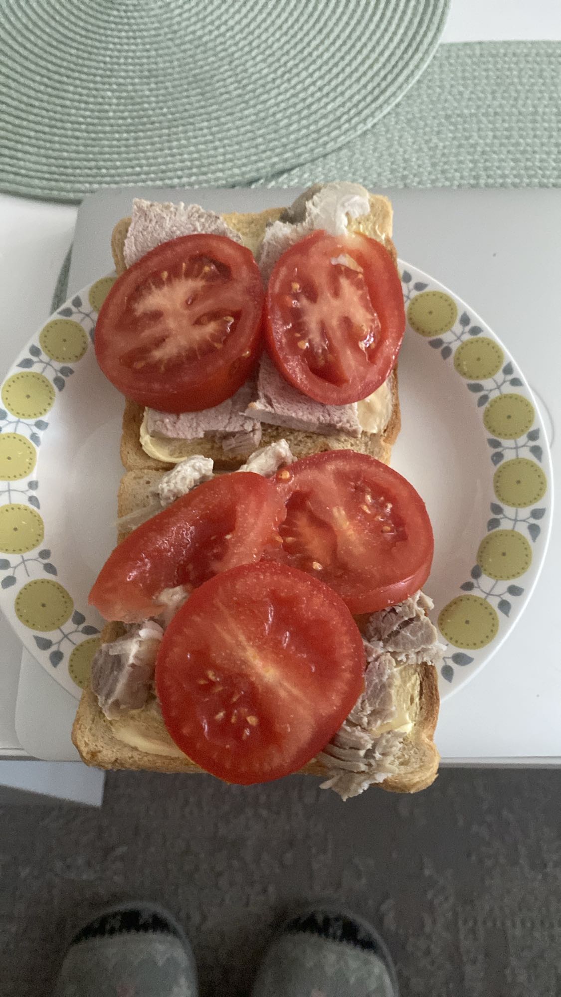 Kanapka z tuńczykiem