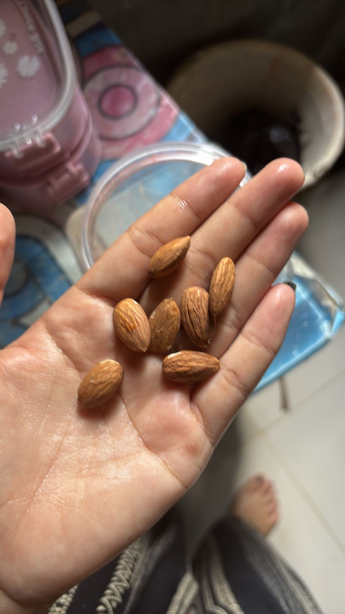 Kacang Almond