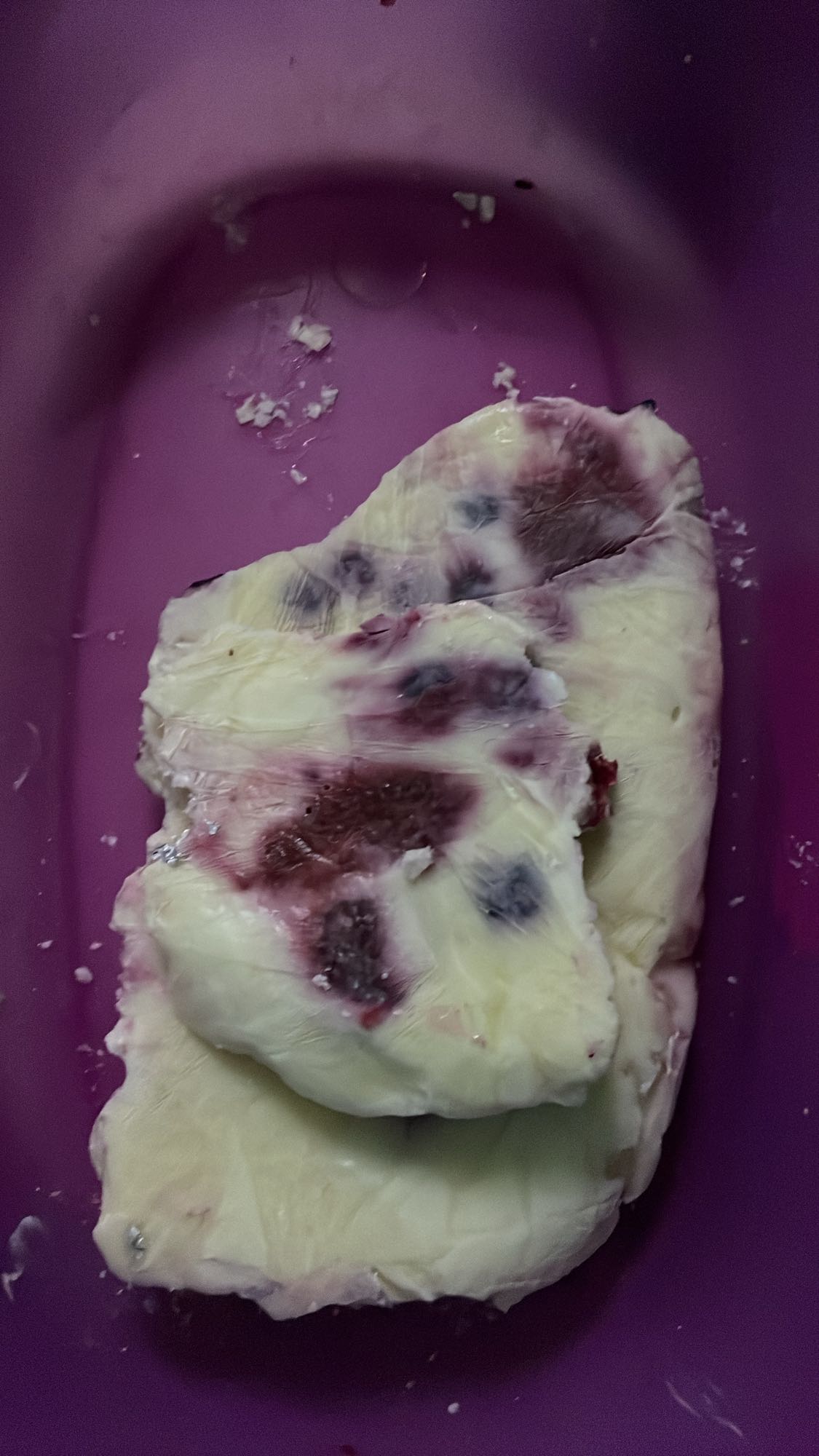 yogur natural con frutos rojos