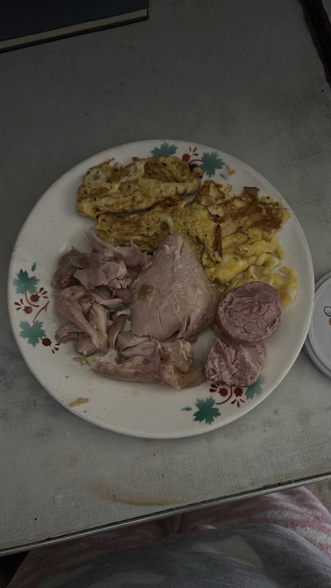 Chicken and egg plate