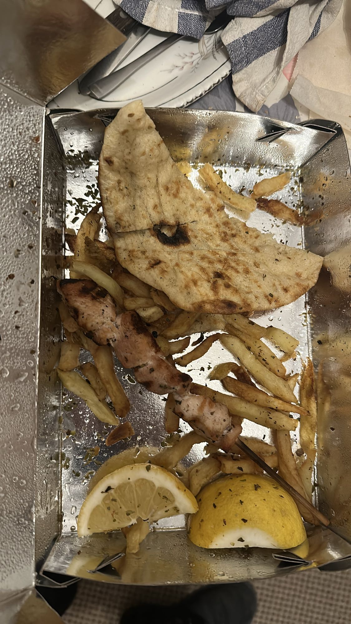 Σουβλάκι με πατάτες