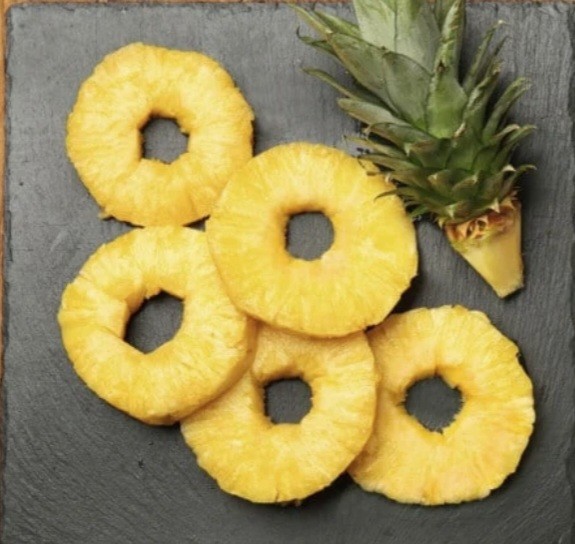 Fresh Pineapple Slices