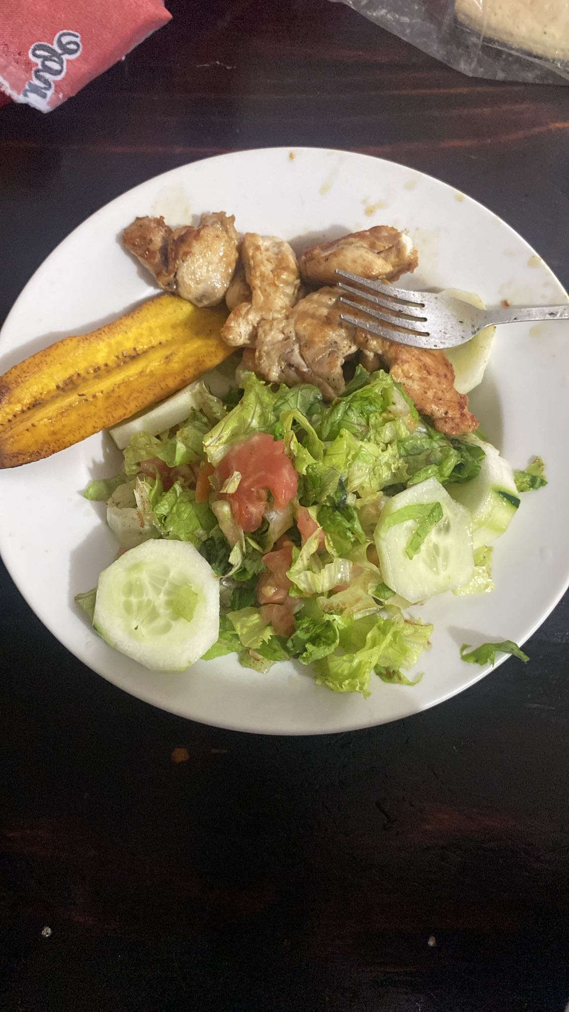 Pollo con ensalada