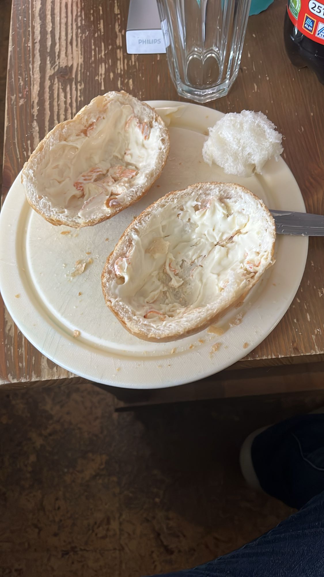 Brötchen mit Frischkäse