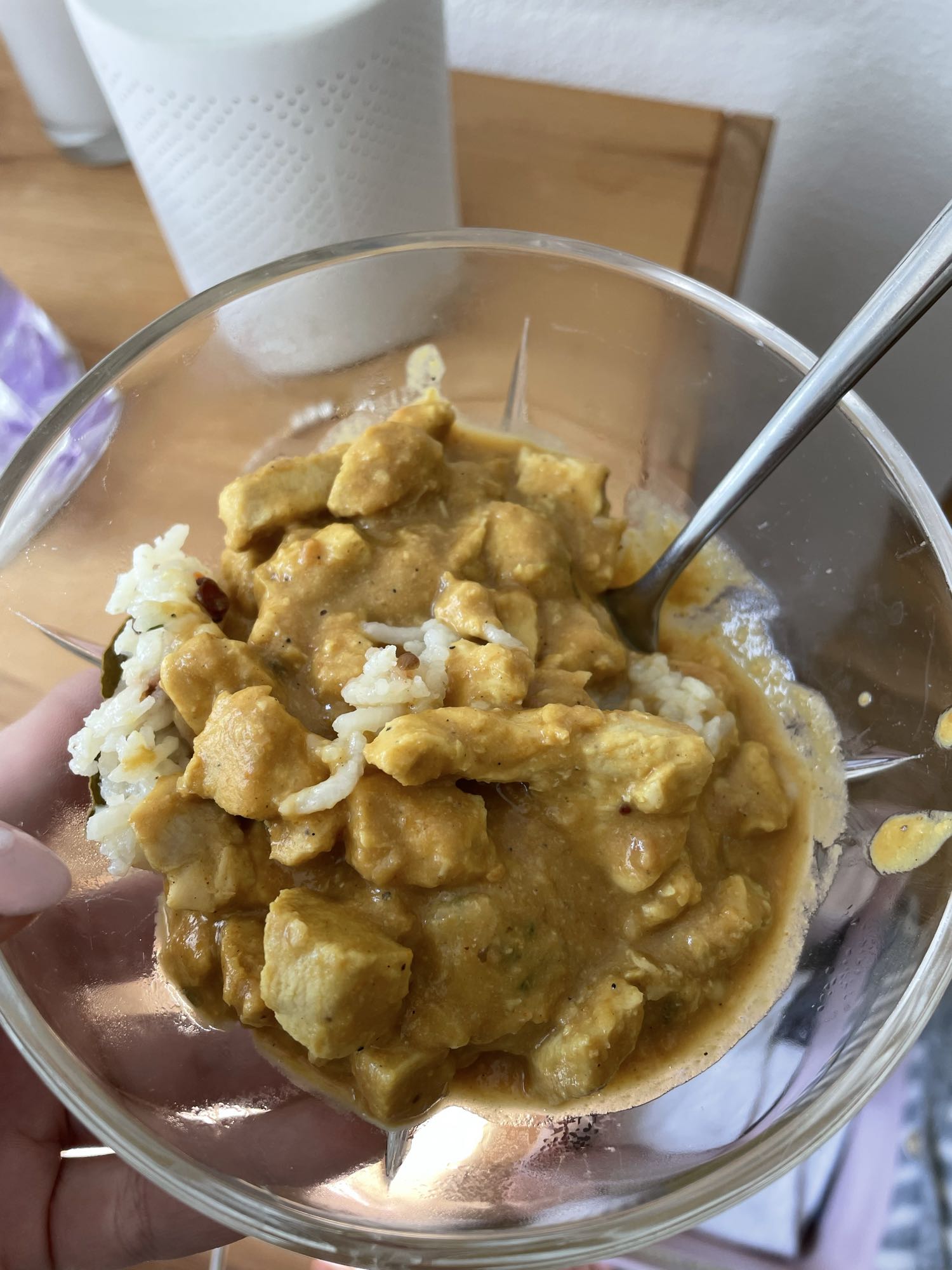 Pollo al curry con arroz