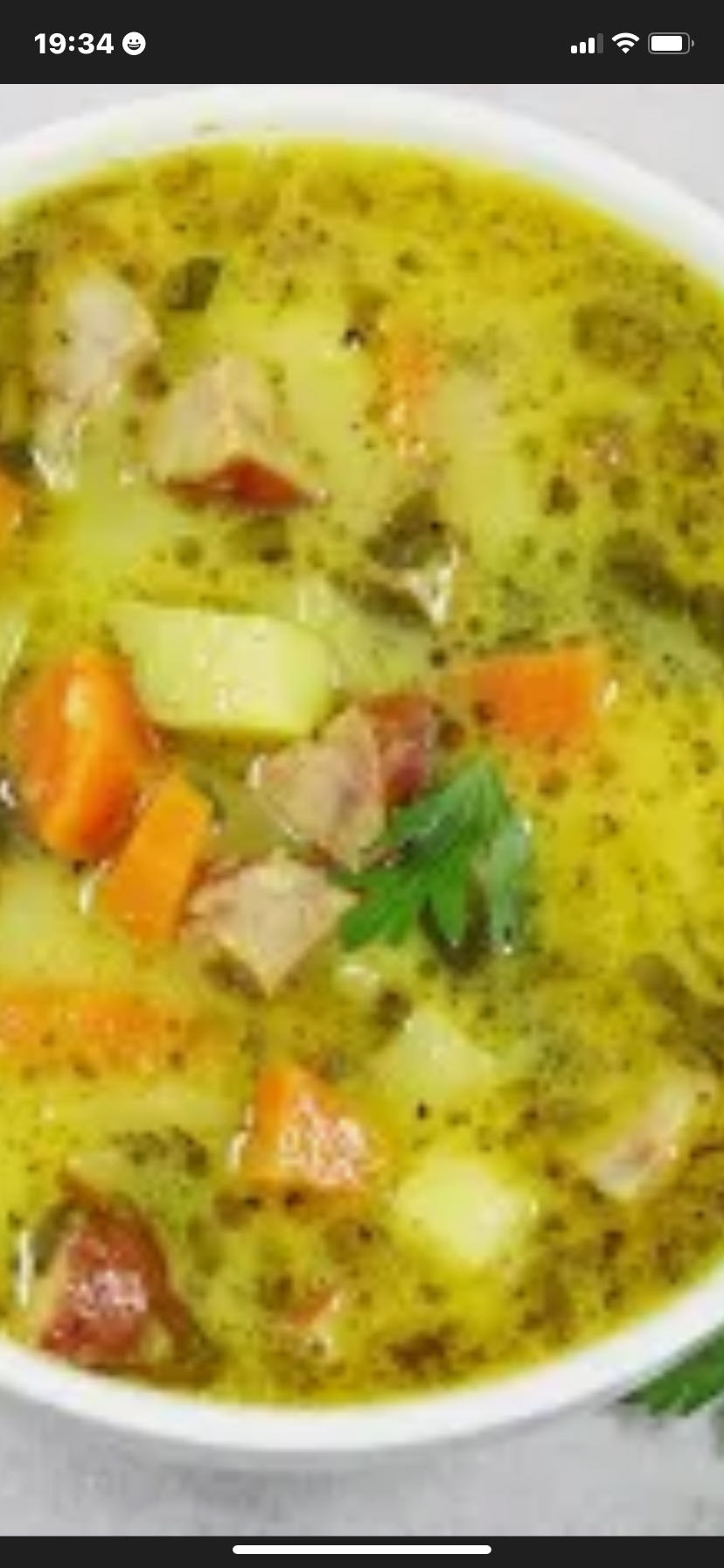 Zupa z warzywami i mięsem