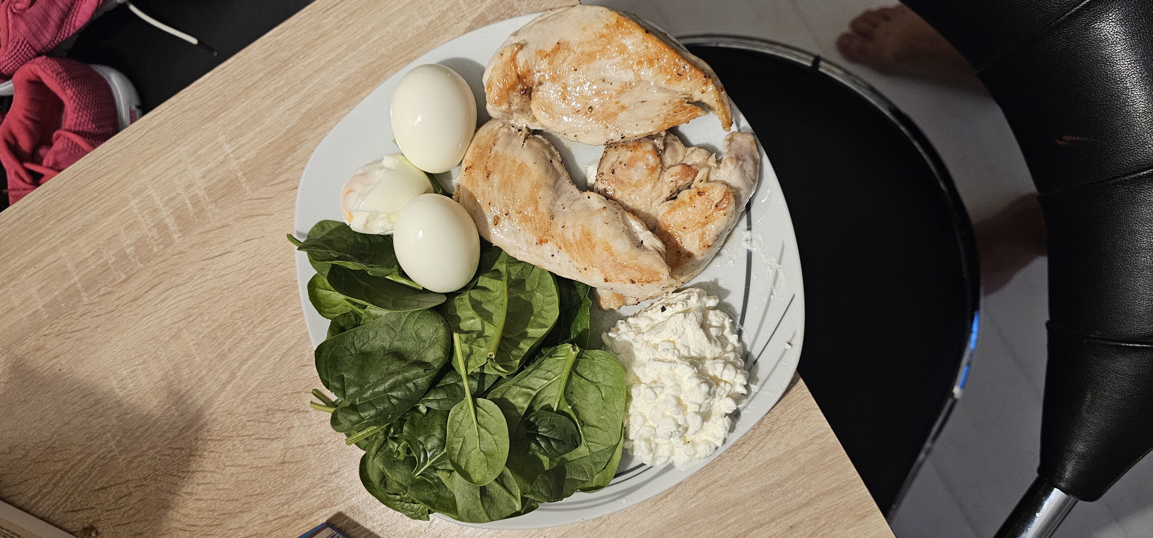 Chicken Egg Spinach Plate