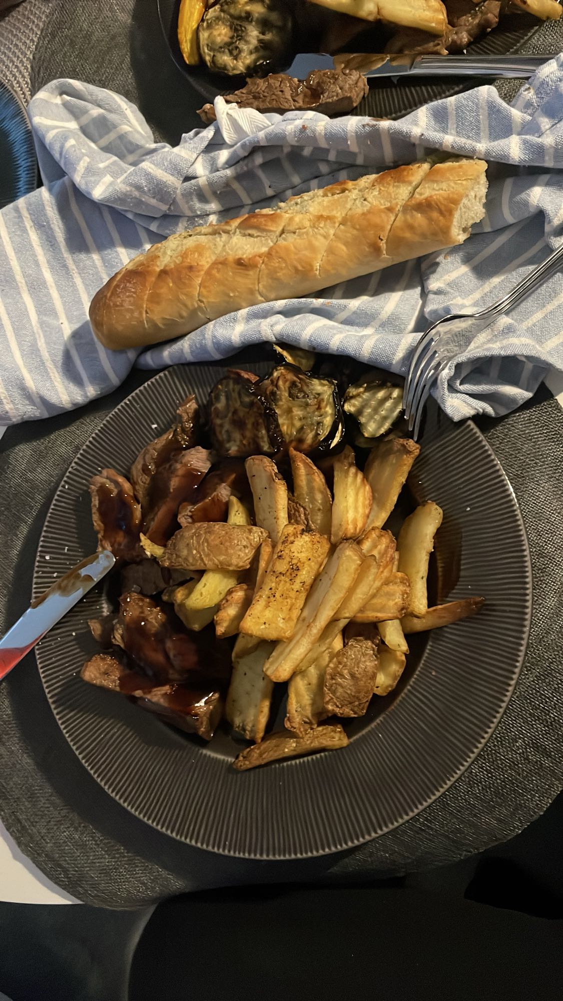 Kött med rotfrukter