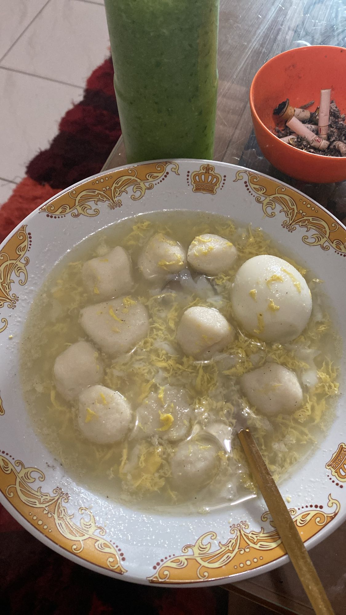 Bakso kuah telur