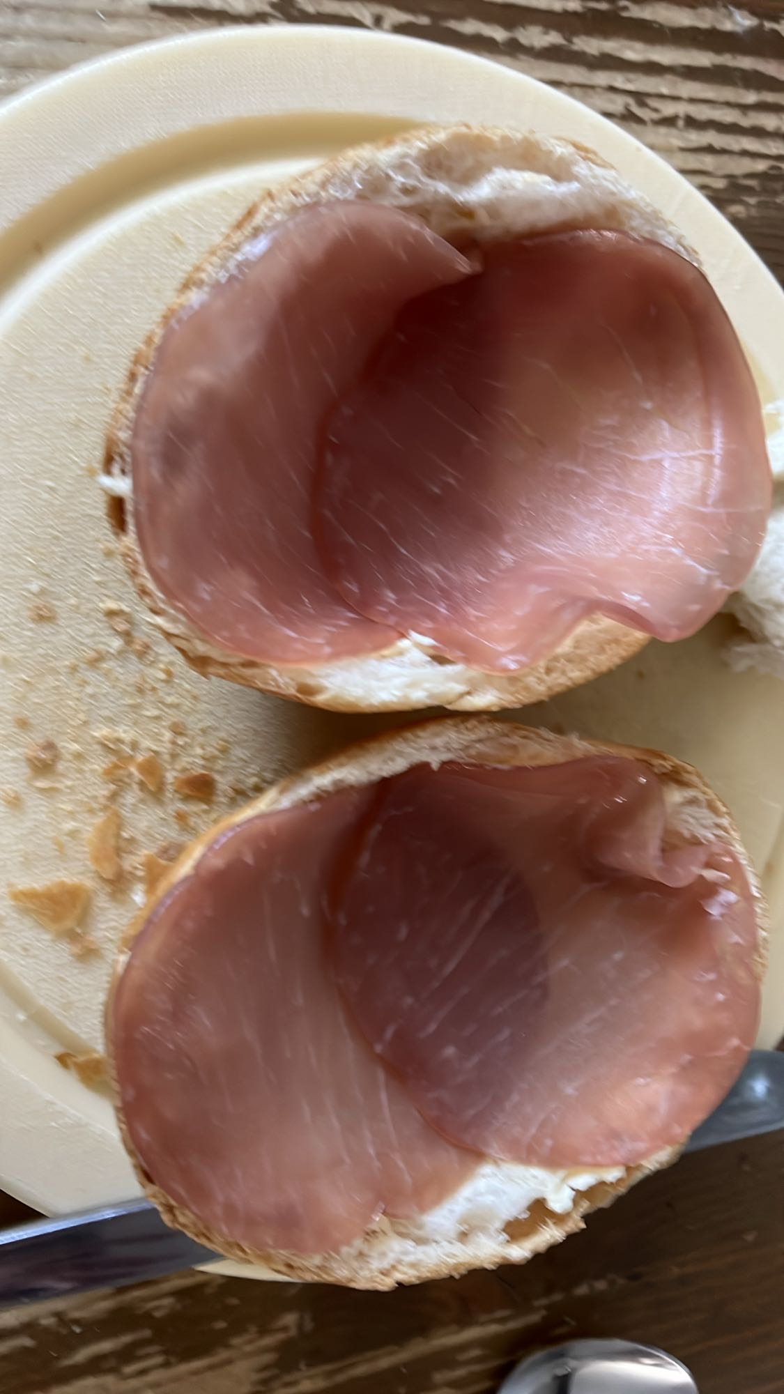 Brötchen mit Lachsschinken