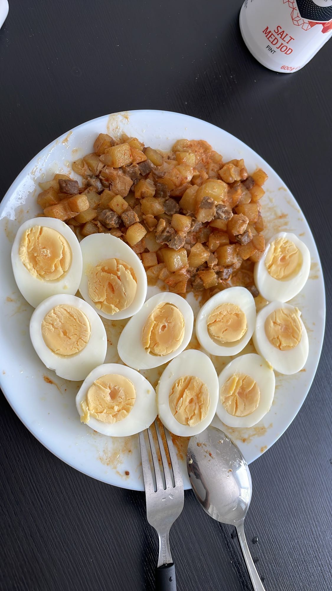 Ägg och potatisgryta