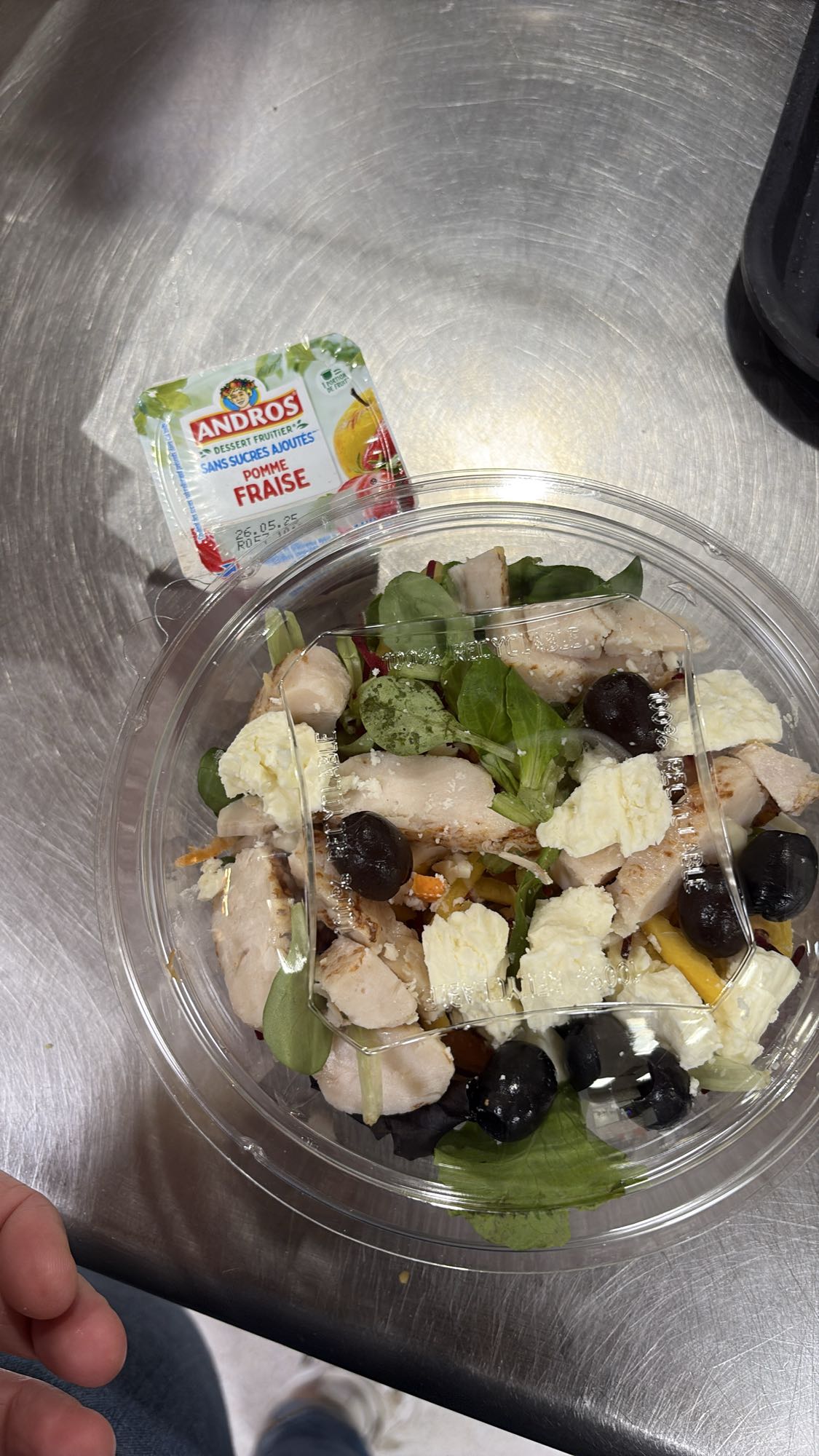 Salade poulet fromage