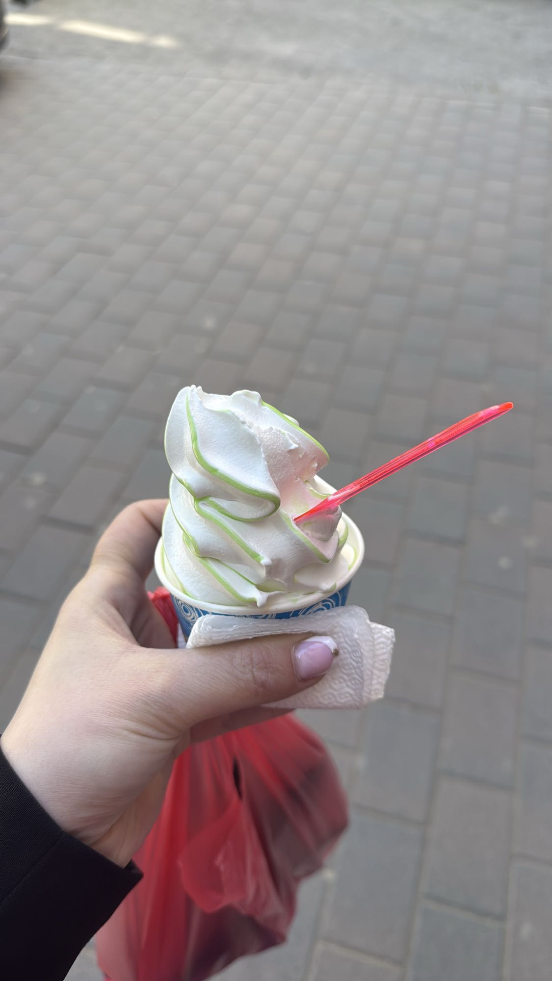Soft serve ice cream