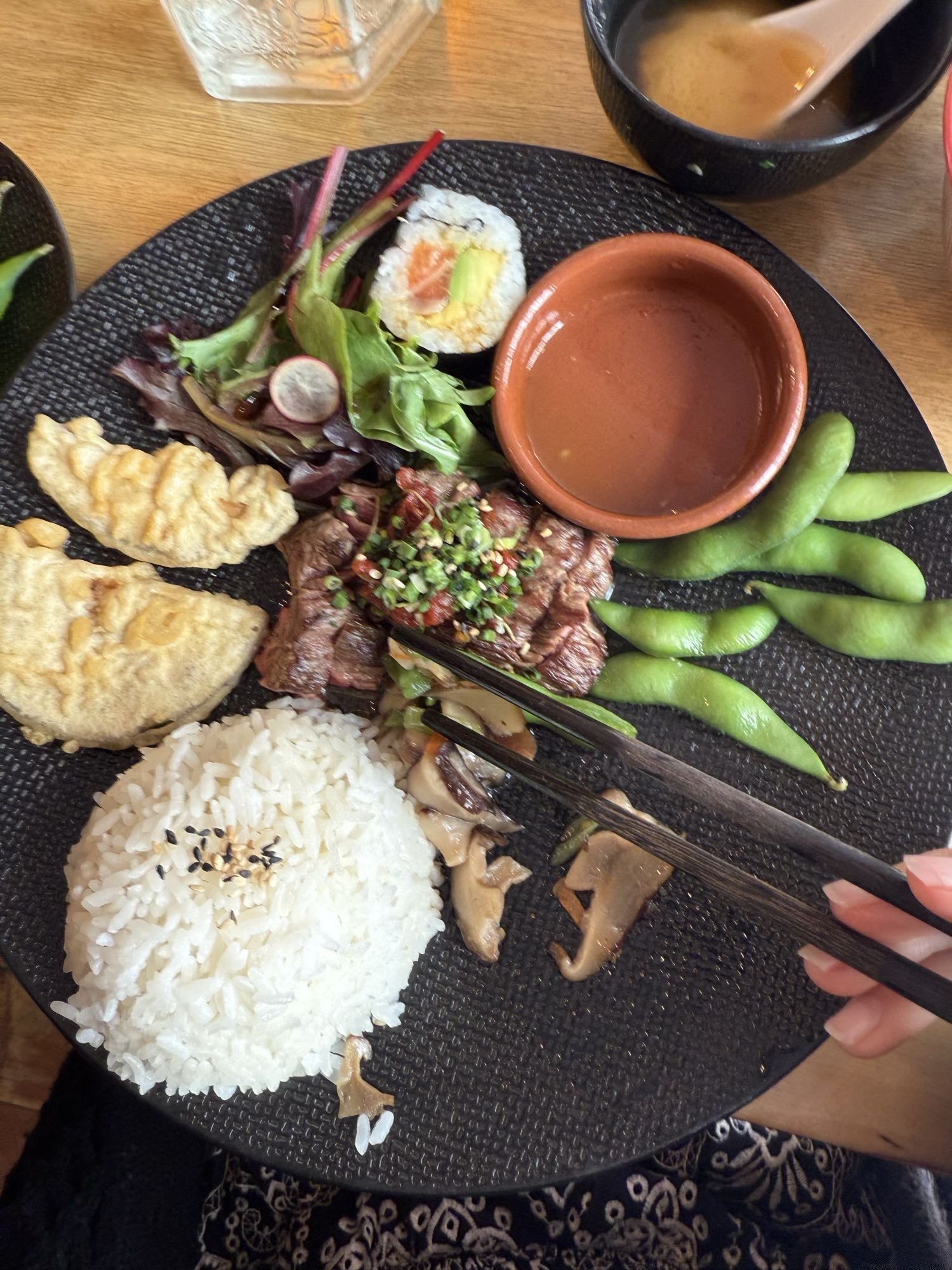 Assiette japonaise mixte