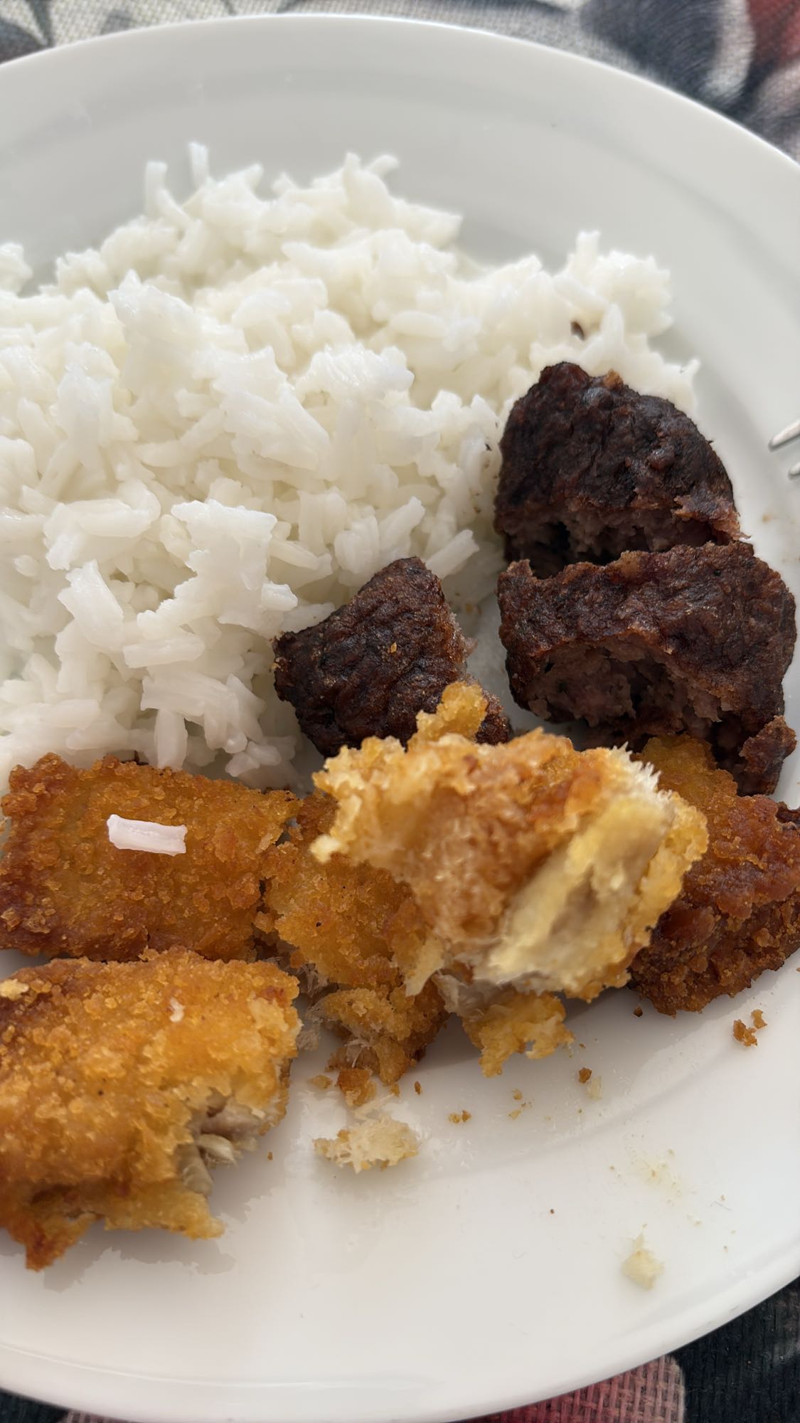 Rántott hús rizzsel