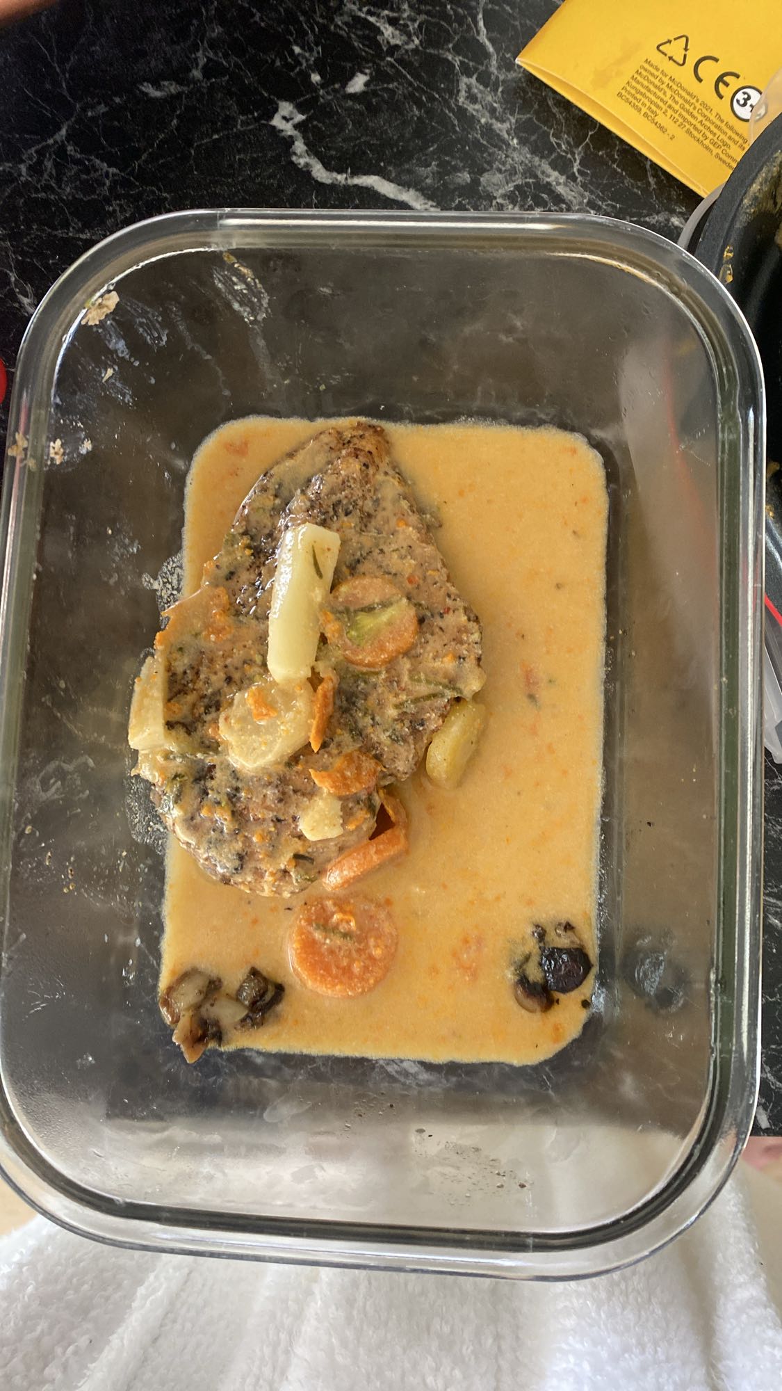 Kyckling i gräddsås