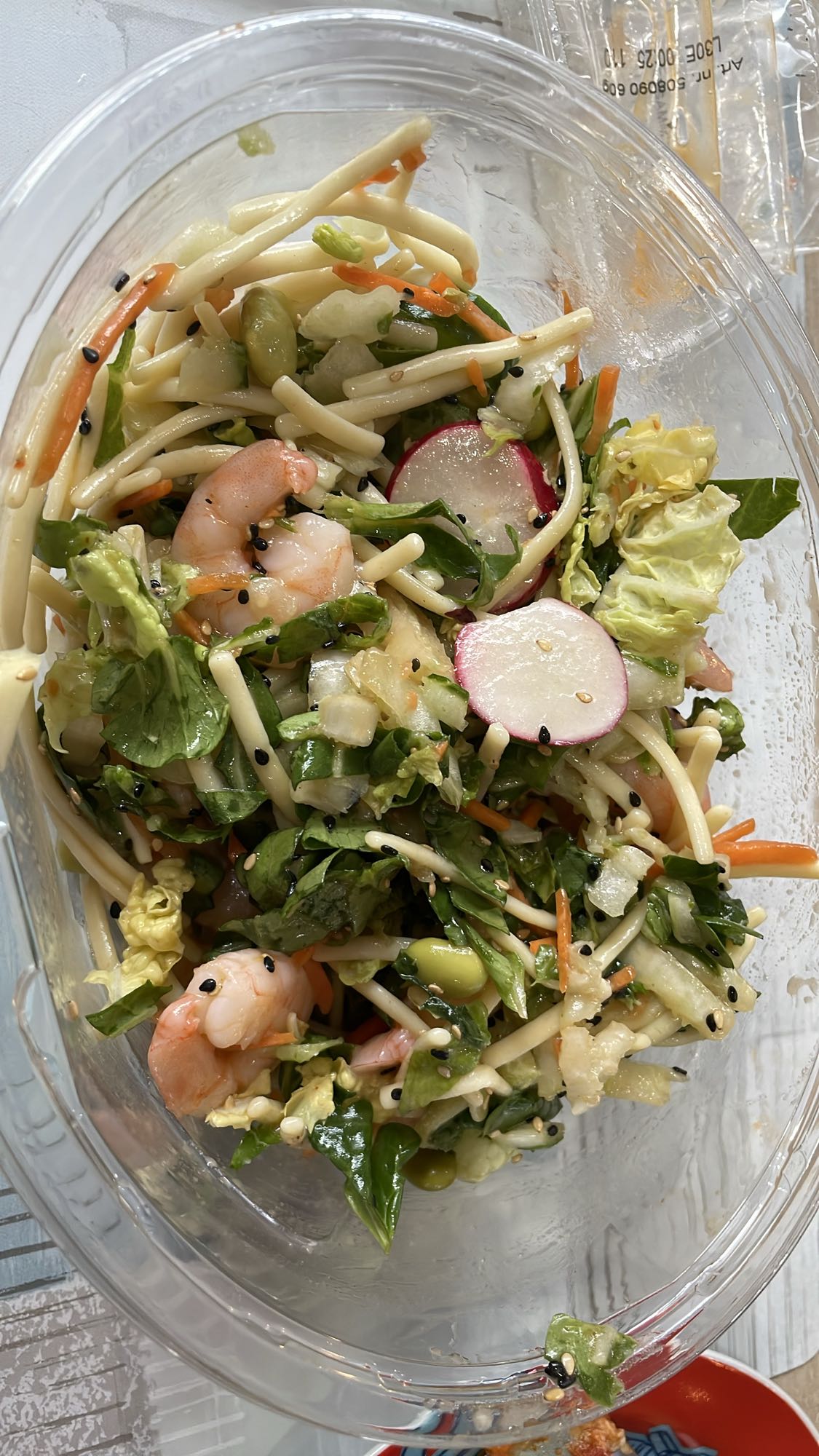 Salade crevettes nouilles