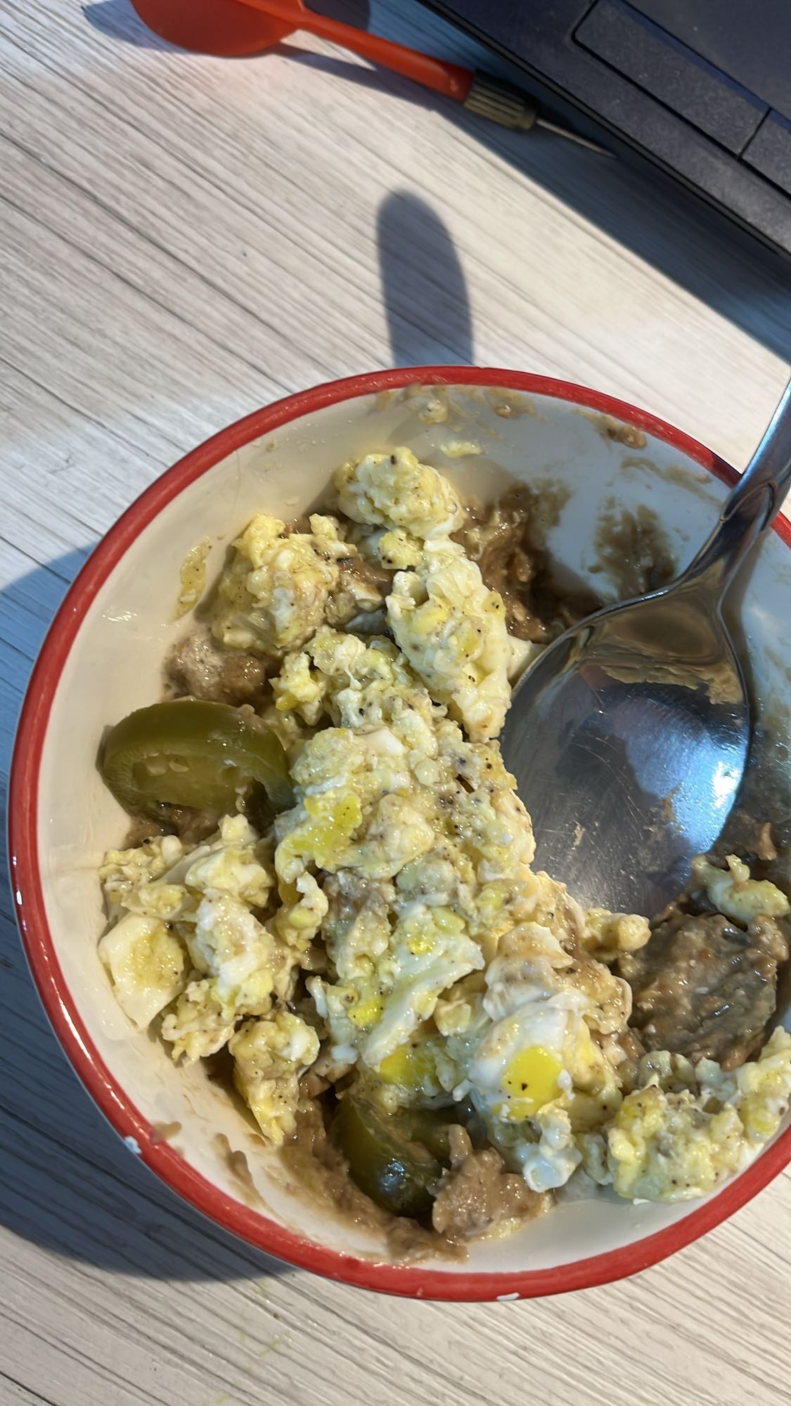 Scrambled eggs with beans