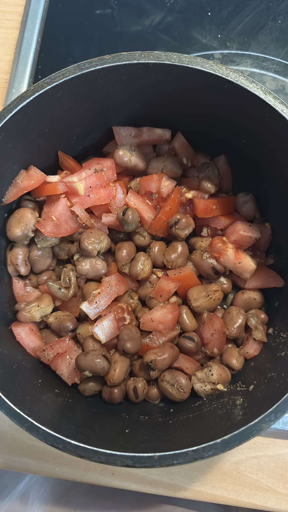 فول مع طماطم