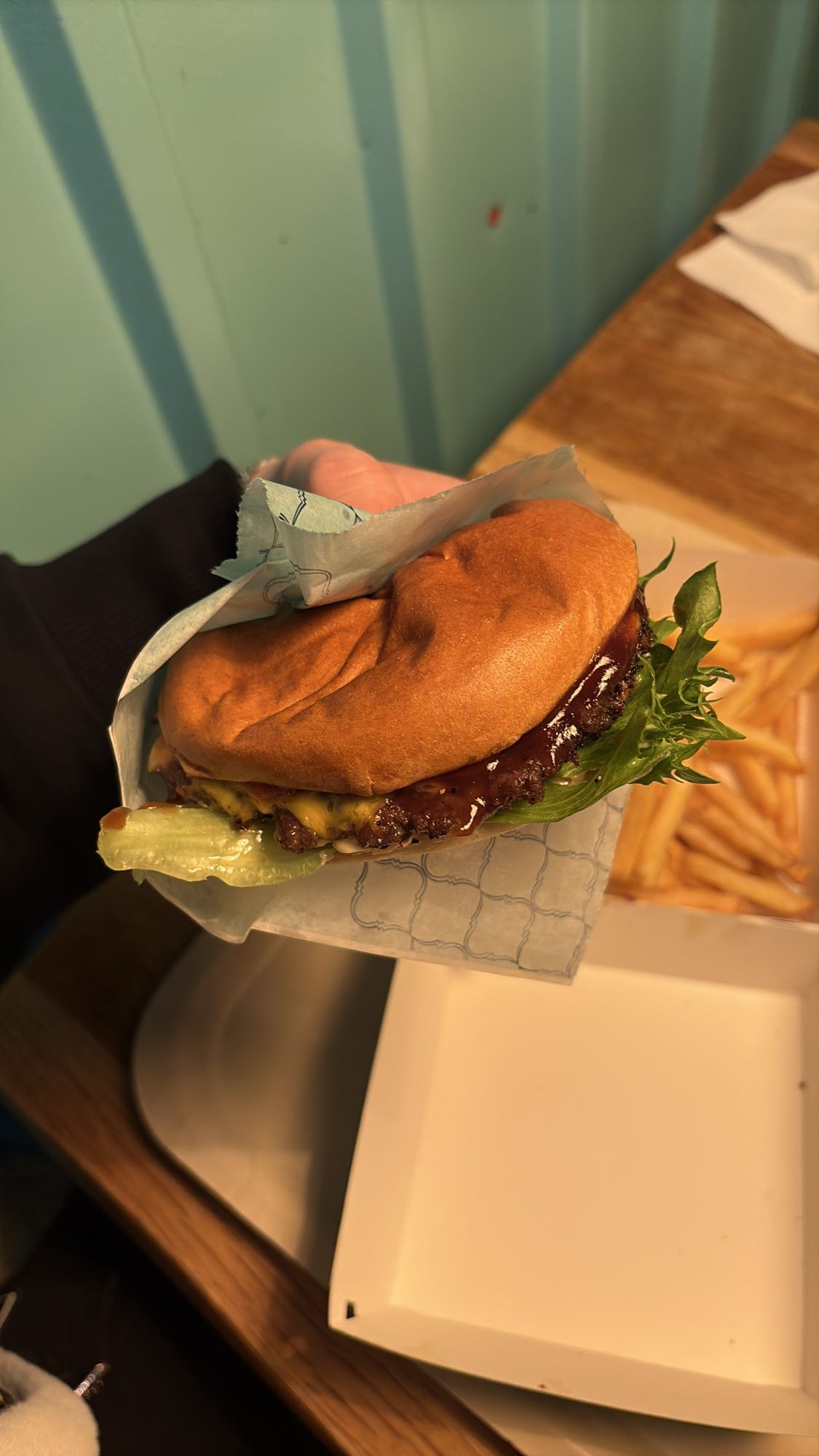 Hamburgare med pommes