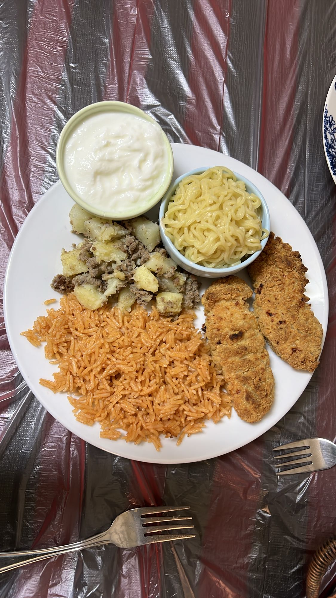 وجبة أرز ودجاج