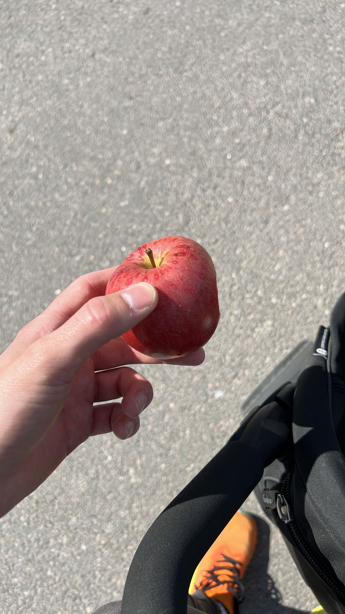 Röd äpple