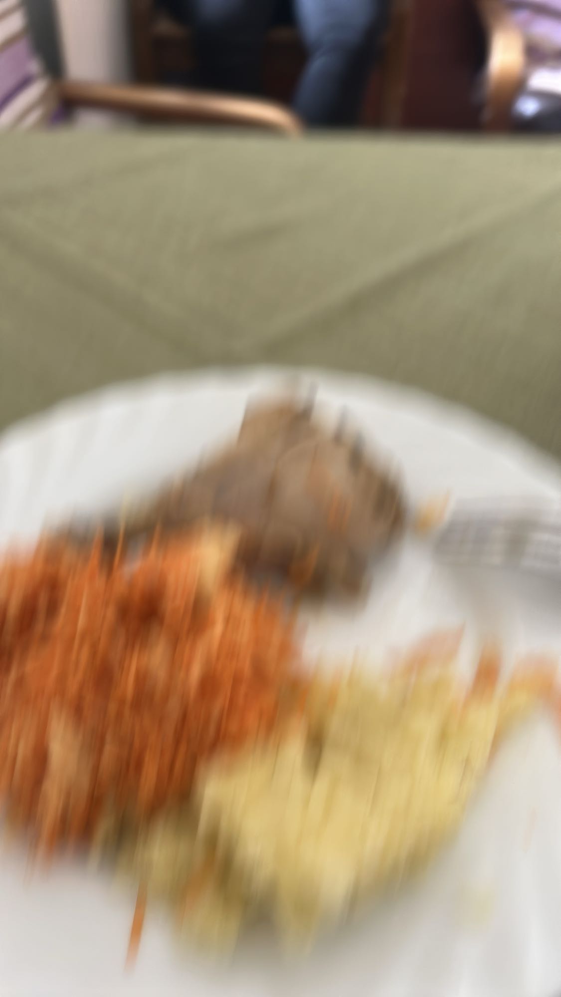 Kurczak z ryżem i surówką