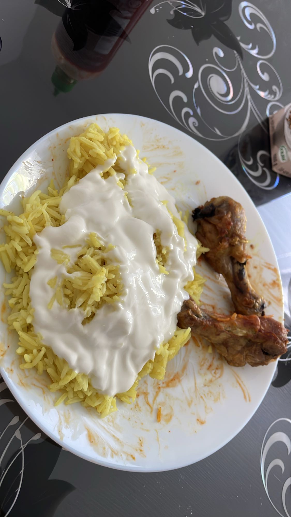 Ris med kyckling och sås