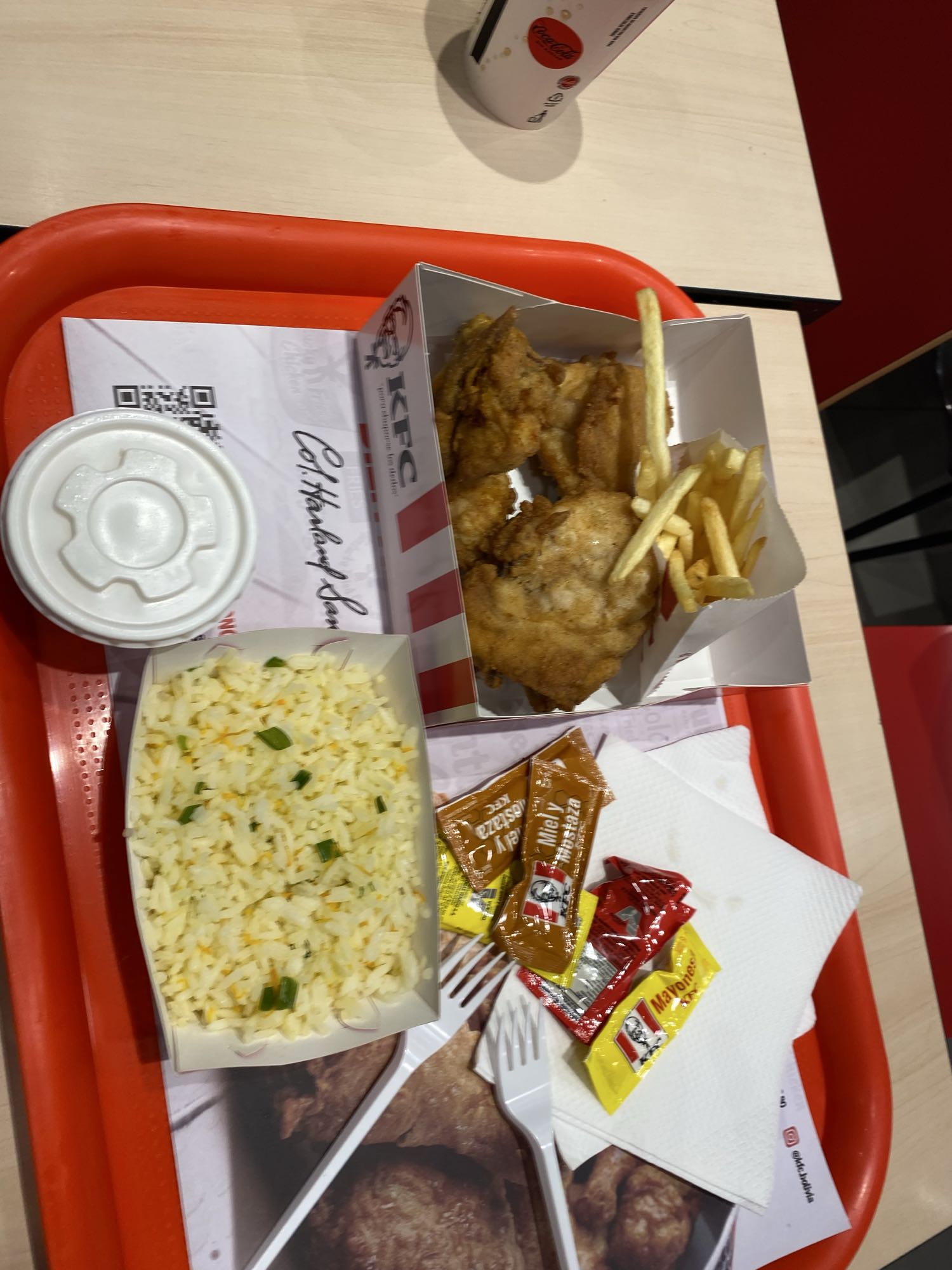 Pollo frito con arroz