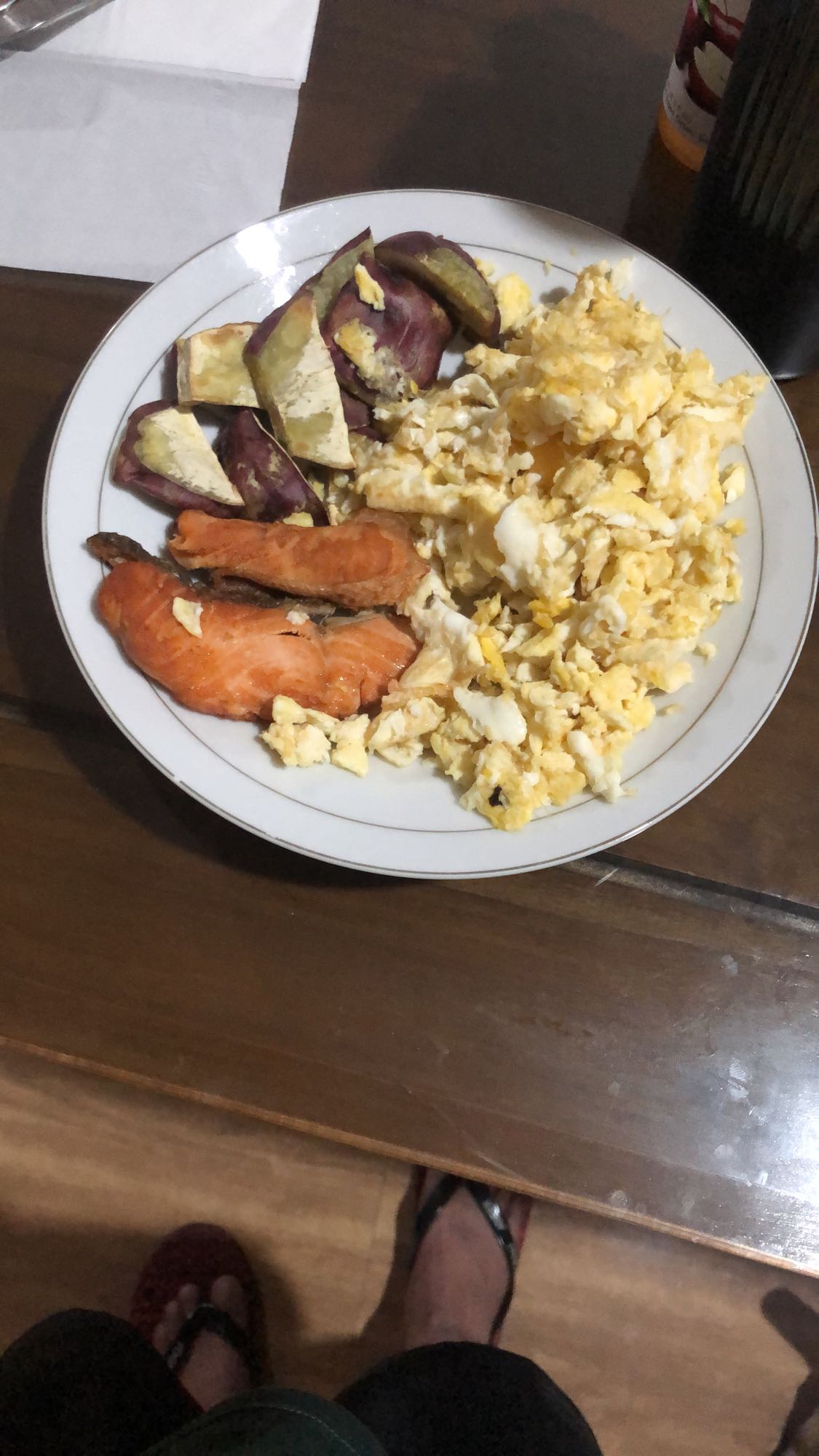 Salmon Telur dan Ubi