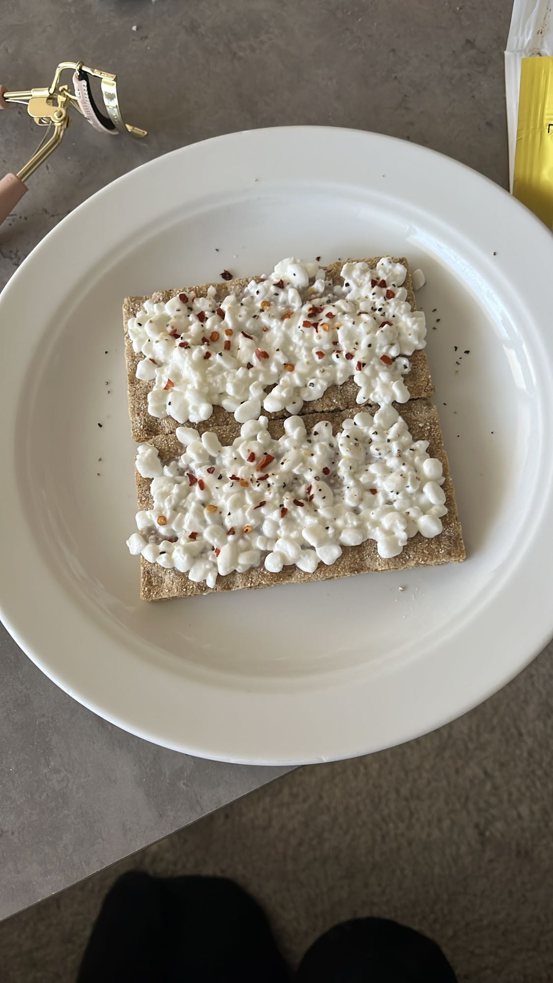 Knäckebröd med keso