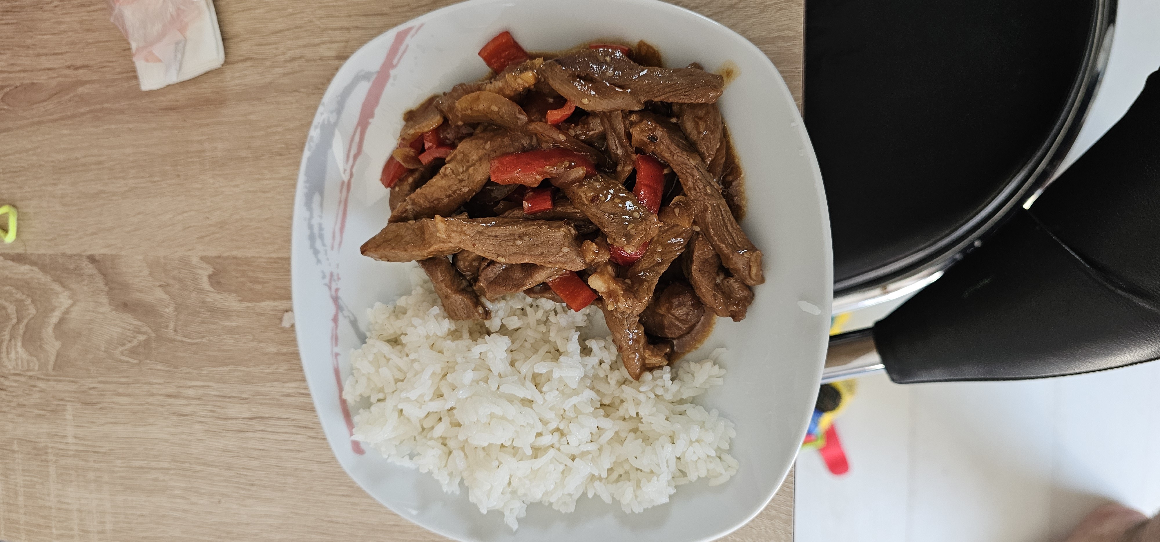 Beef stir-fry with rice