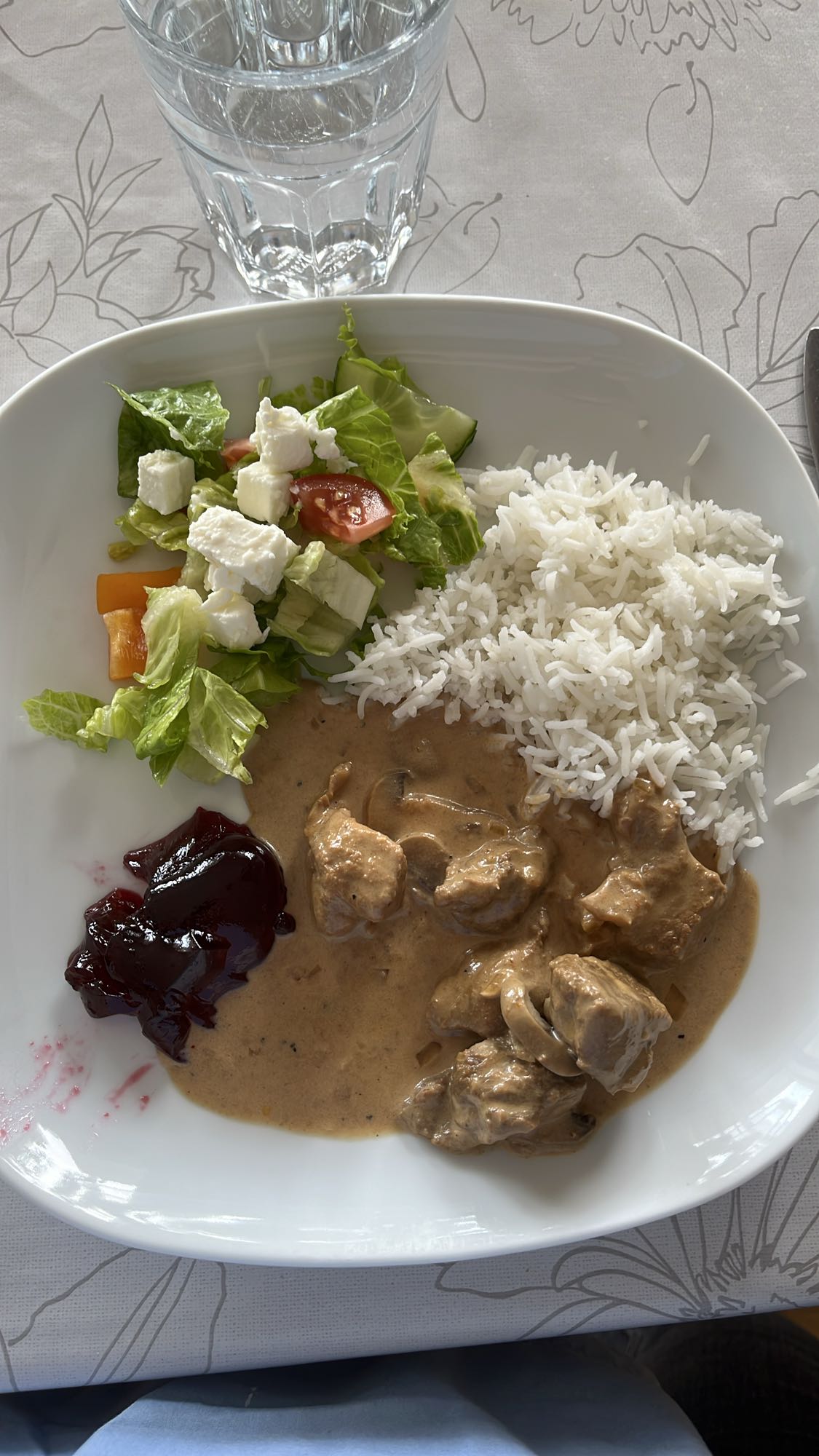 Köttgryta med ris