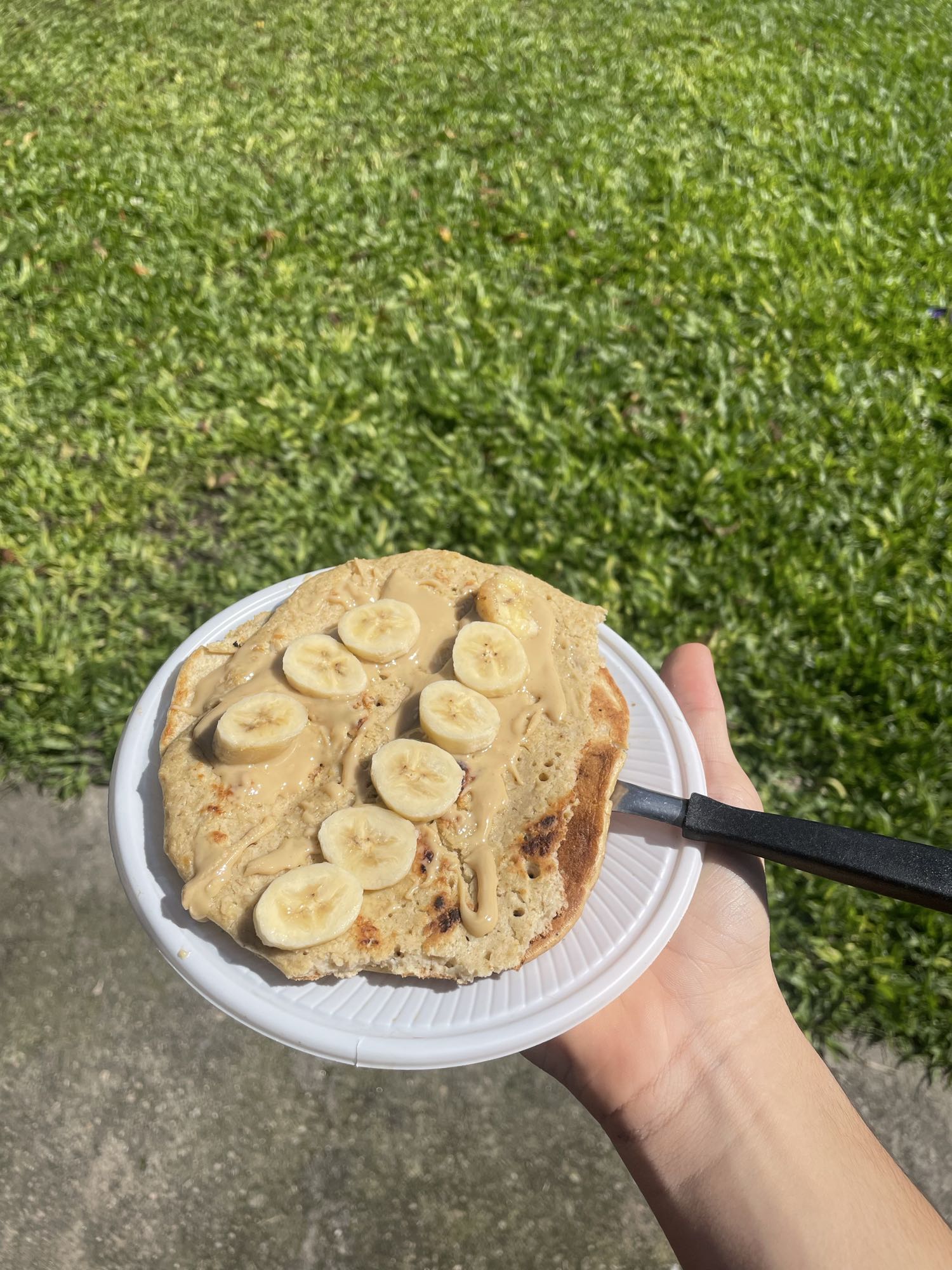 Tortilla de avena con banana y pasta de maní
