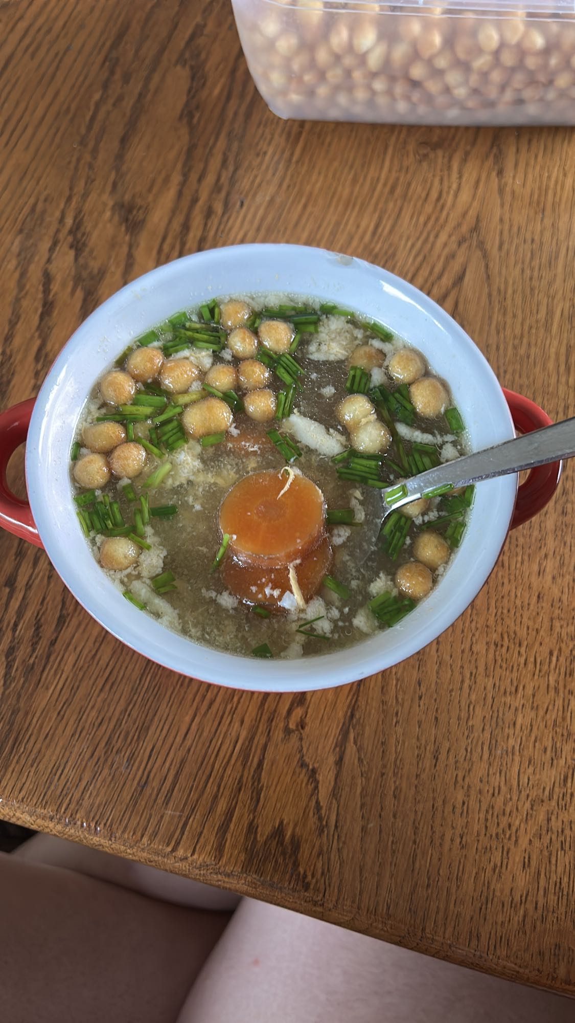 Vegetable Soup with Puffs