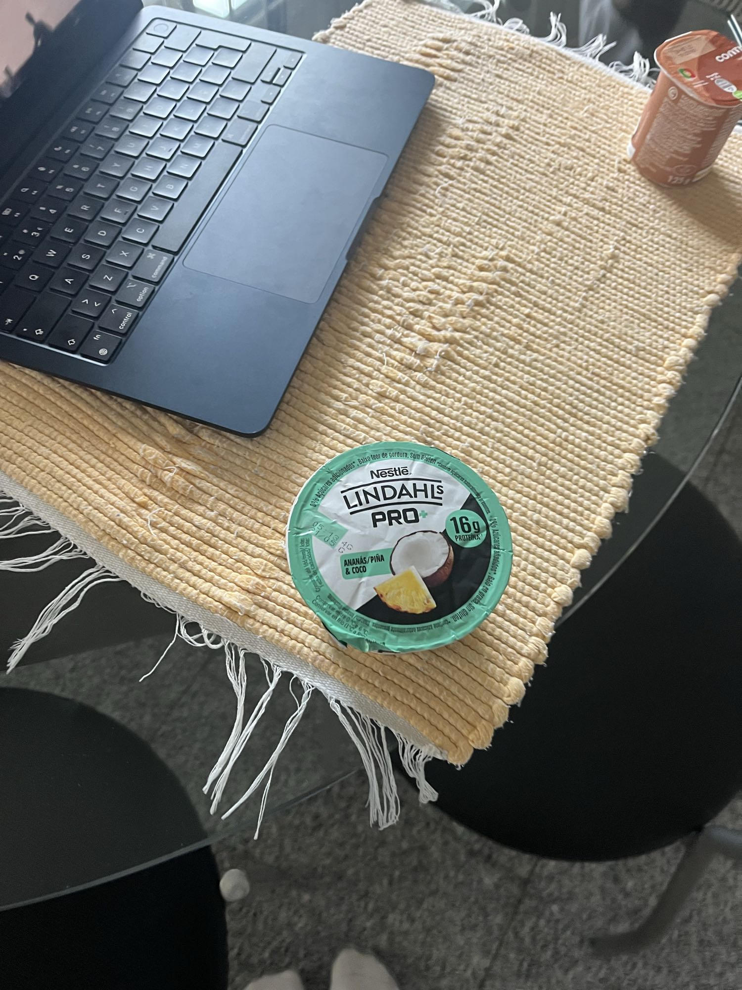 Iogurte proteico coco/ananás