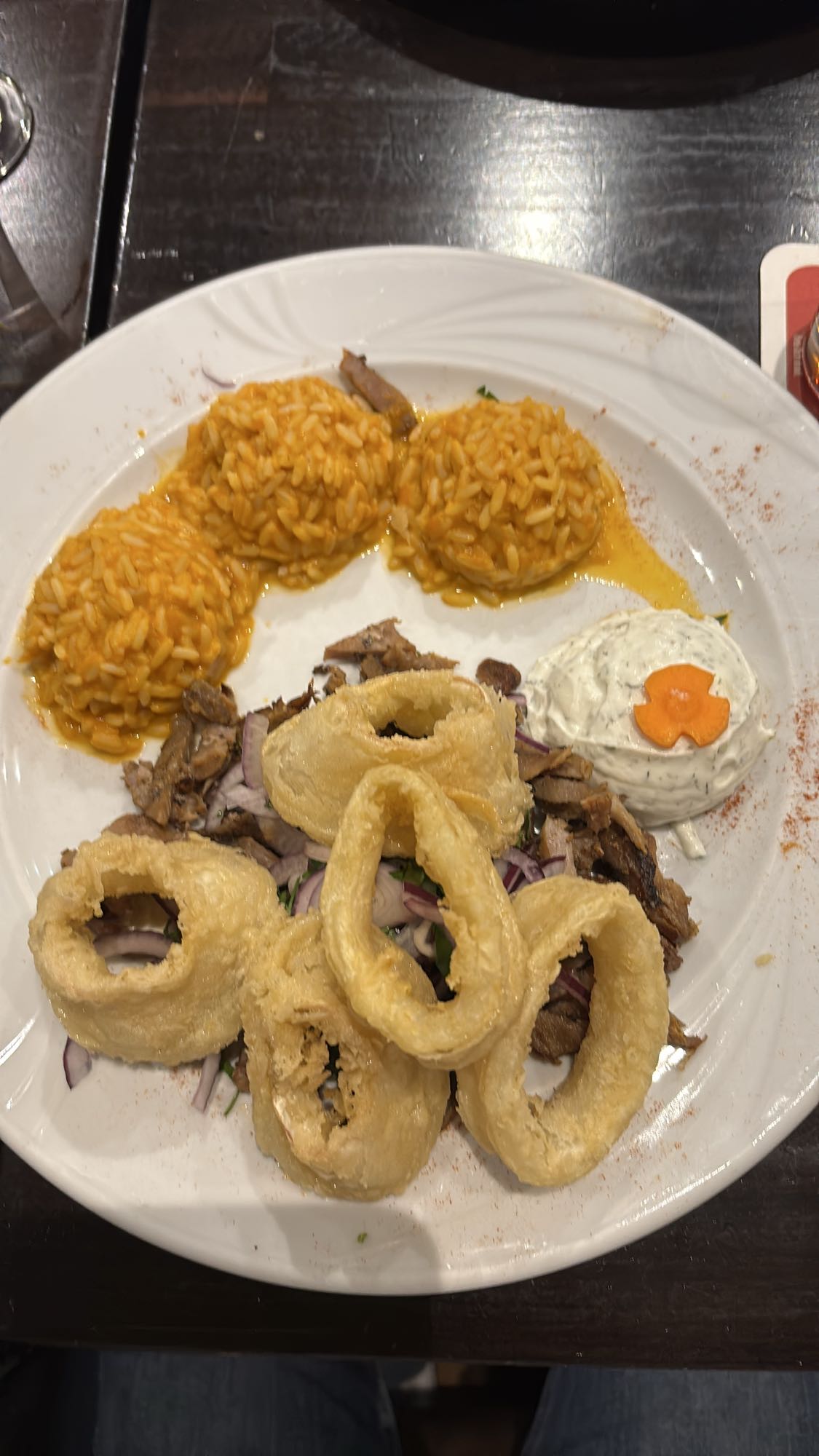 Reis mit Calamari & Gyros