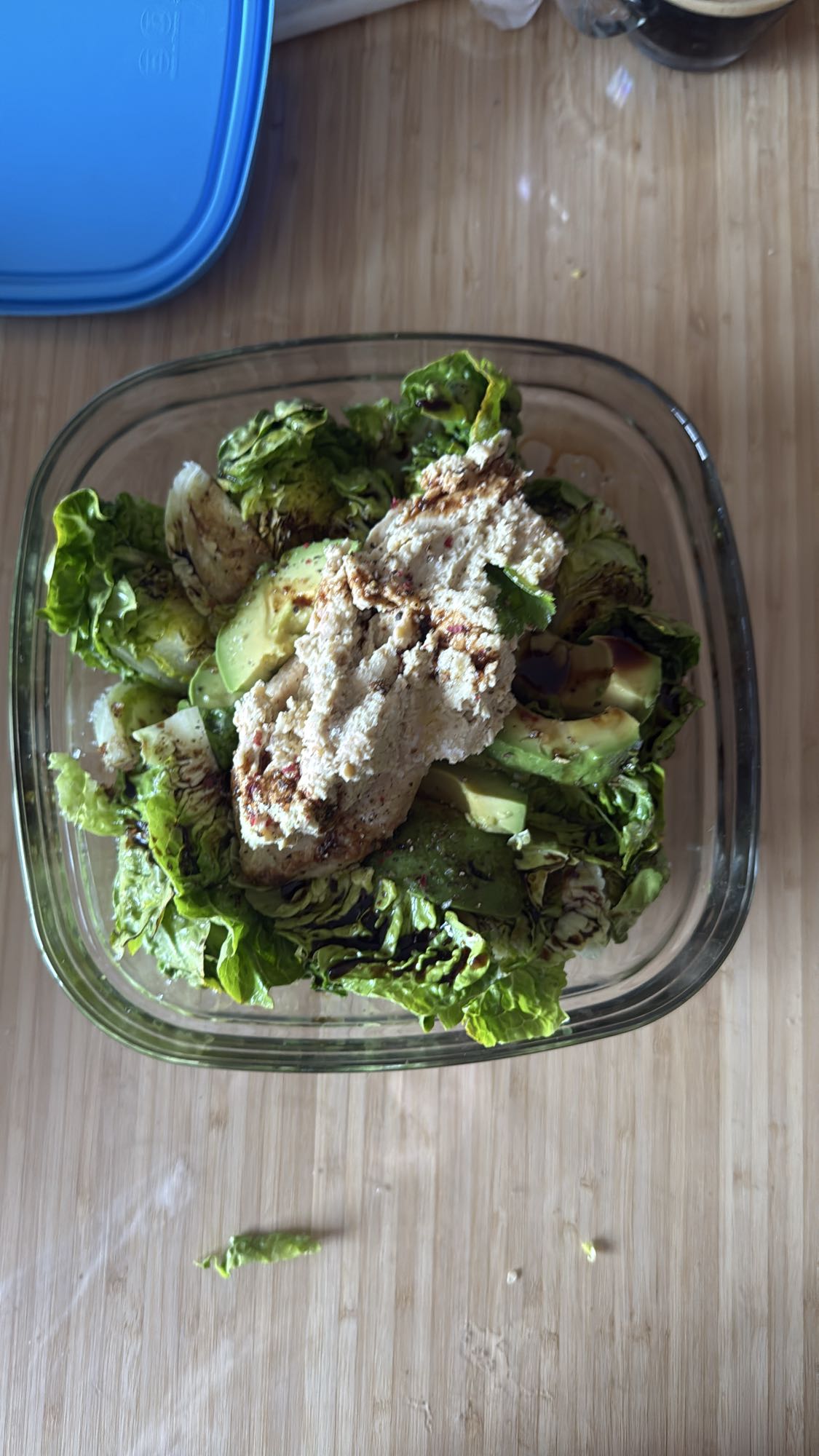 Salade poulet avocat