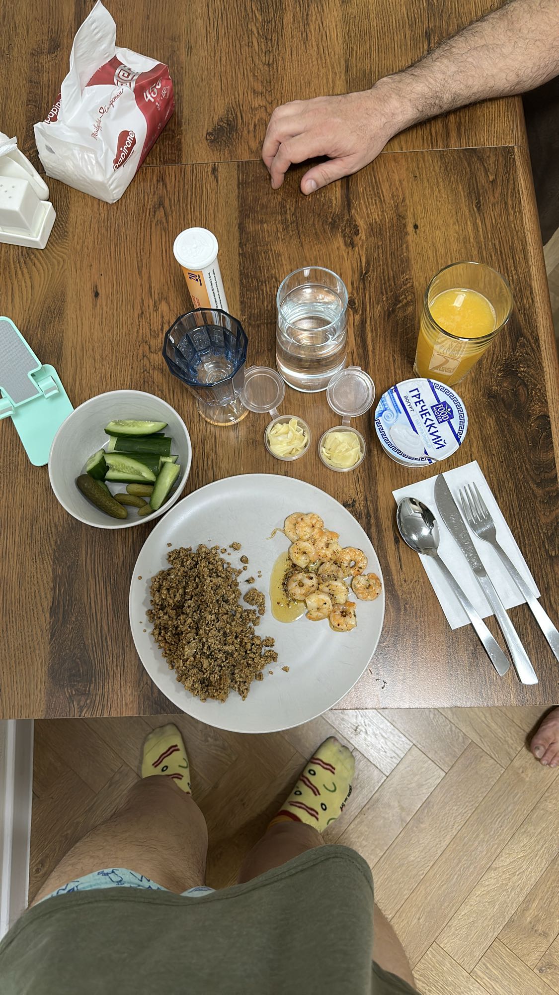 Shrimp and salmon plate