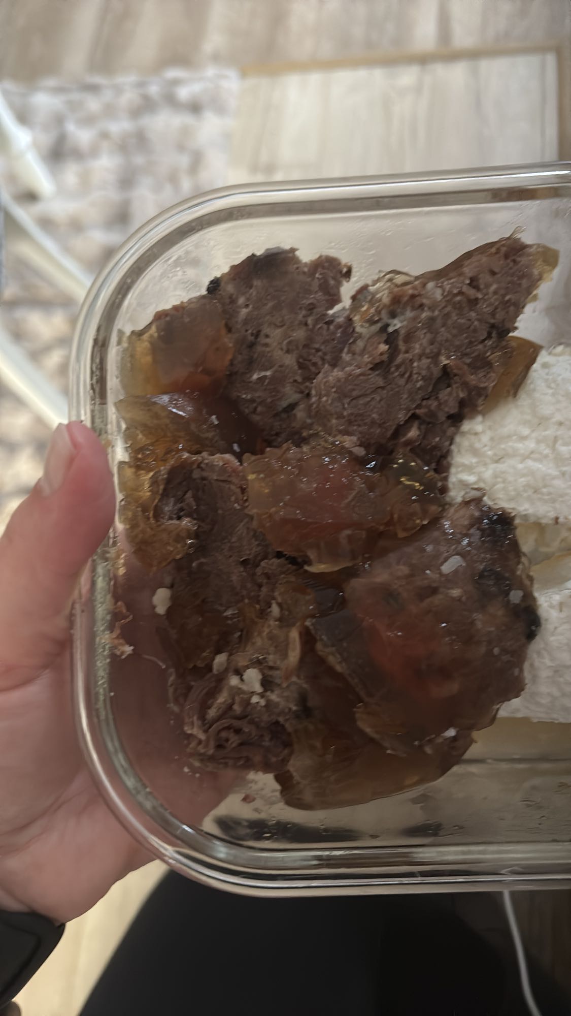 Mięso z galaretą i twaróg