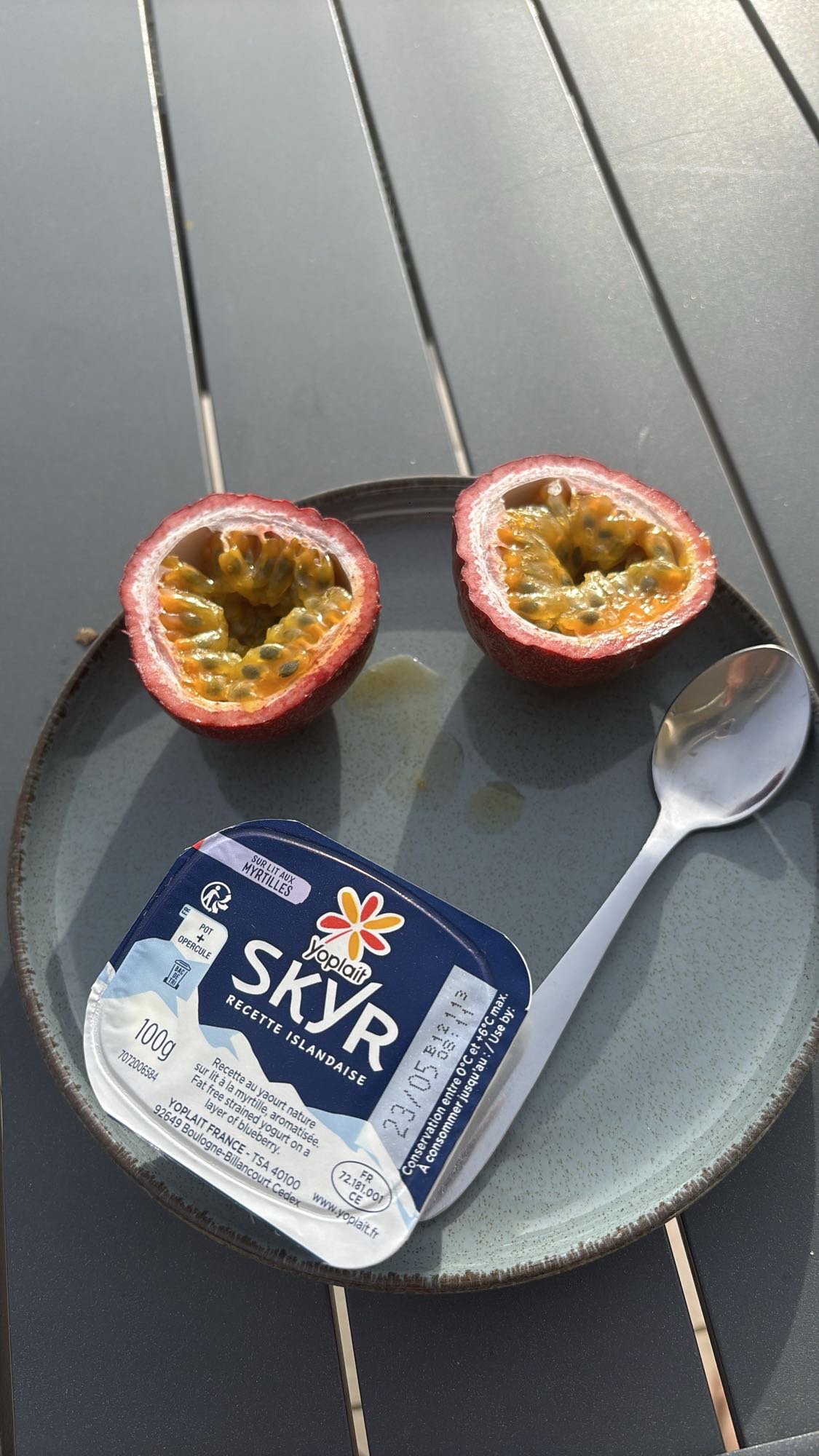 Skyr et fruit de la passion