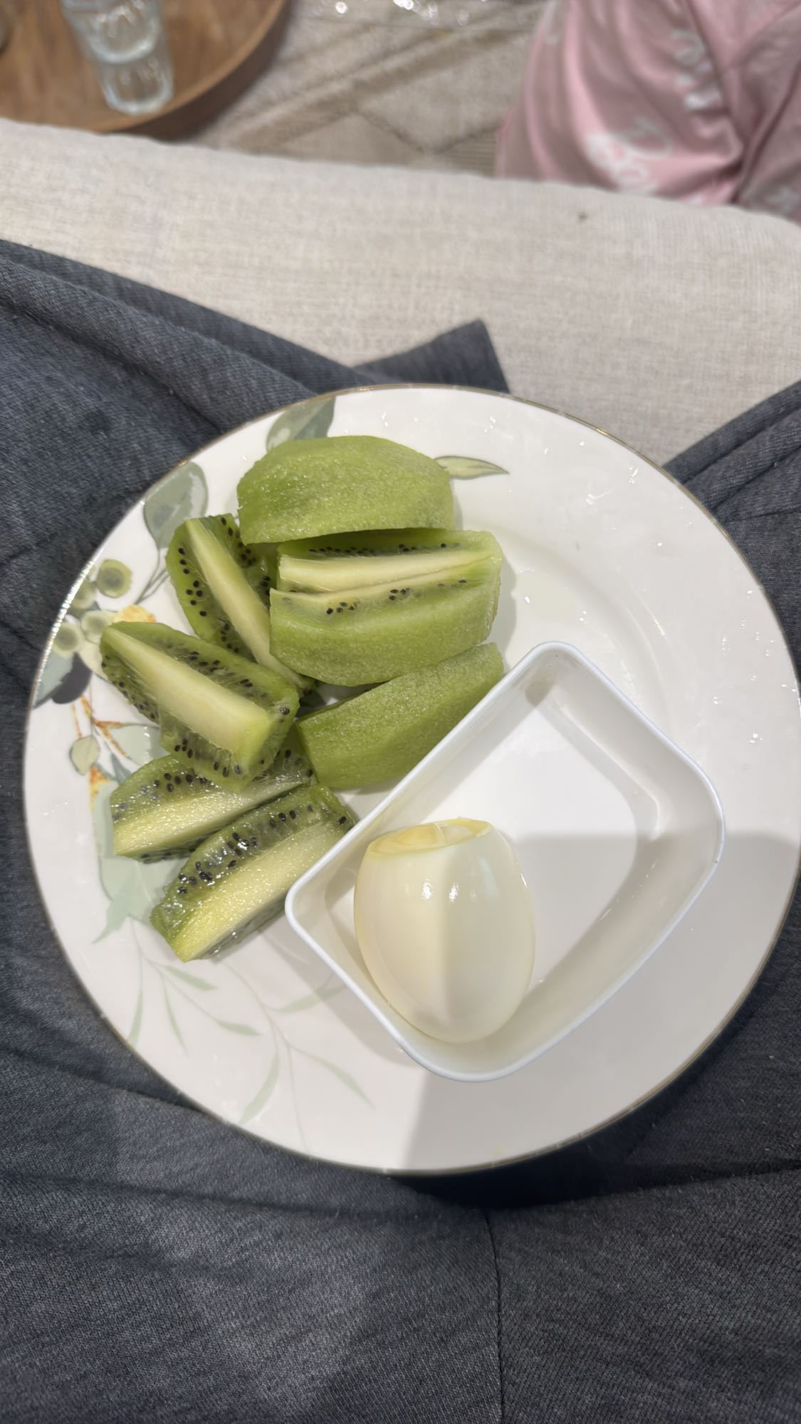 Kiwi and Boiled Egg