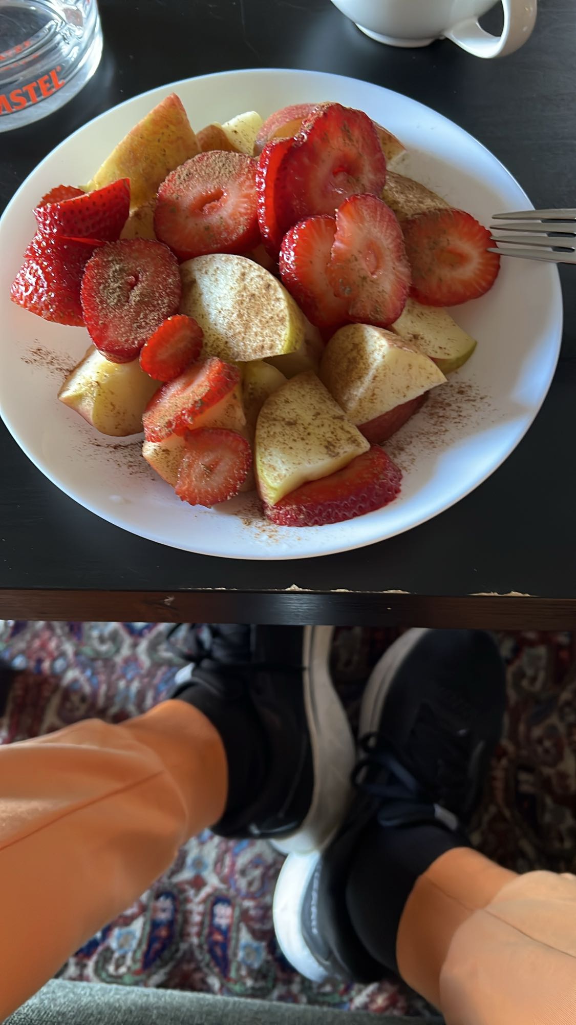 Φρουτοσαλάτα με κανέλα