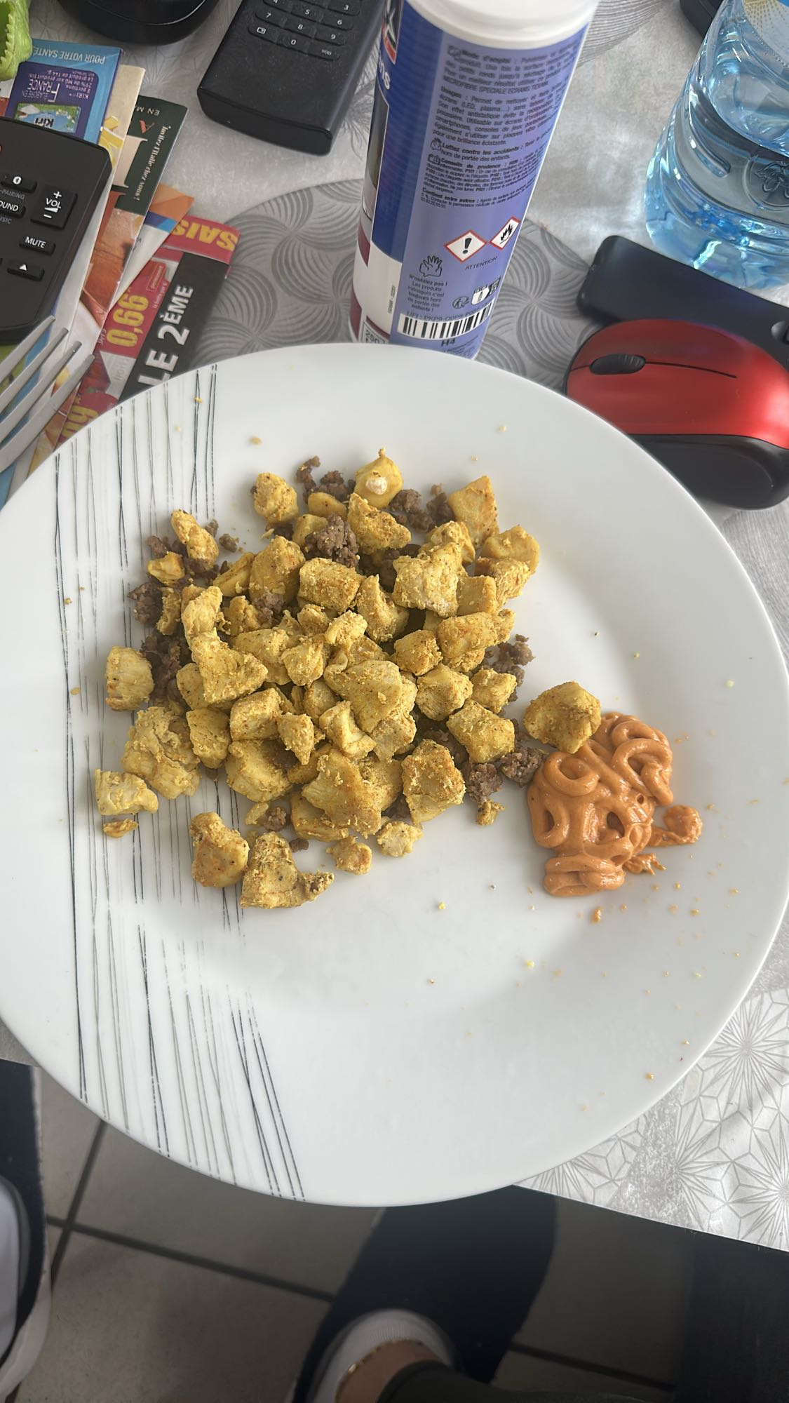 Poulet épicé et sauce