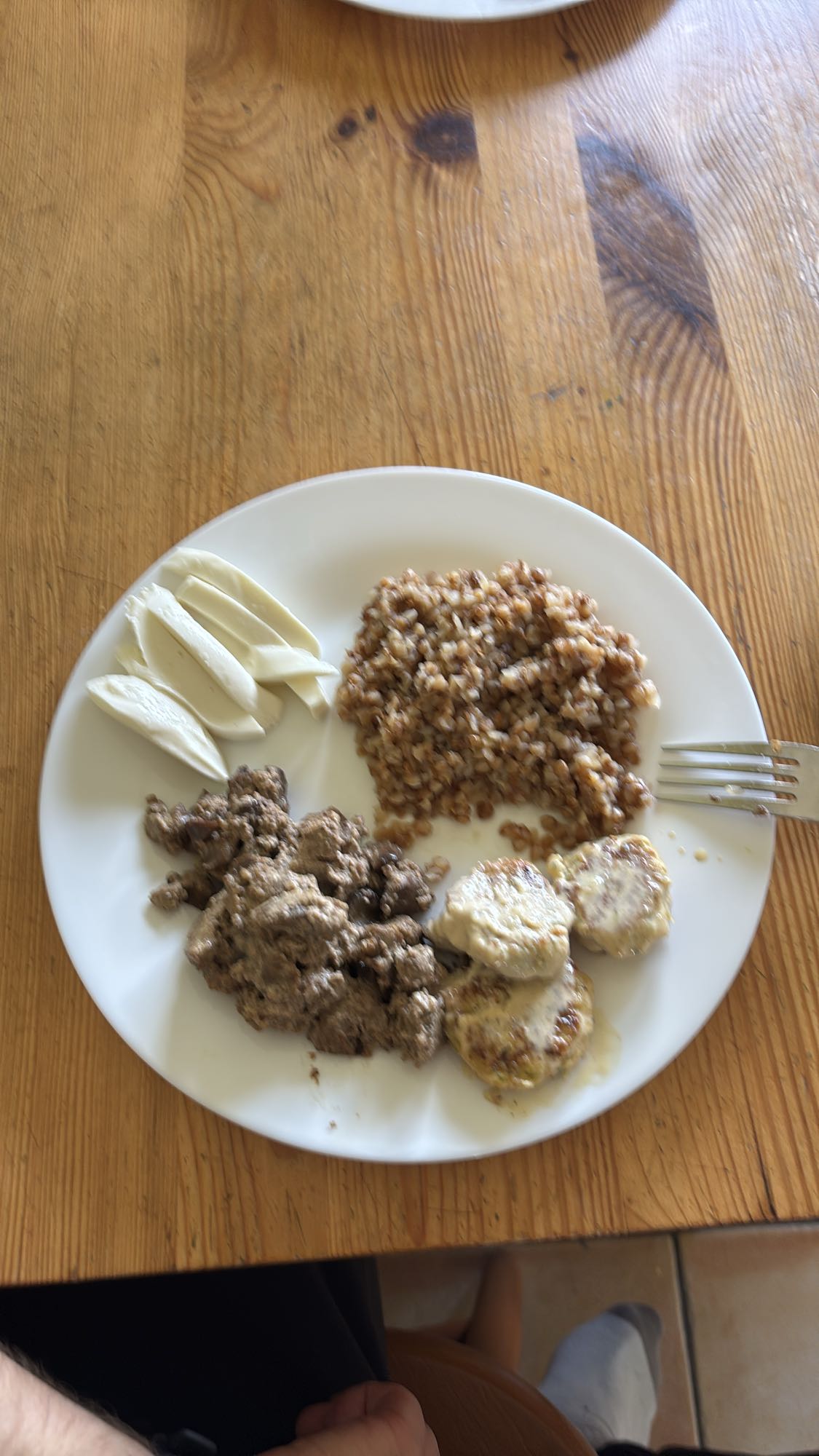 Kasza z mięsem i serem