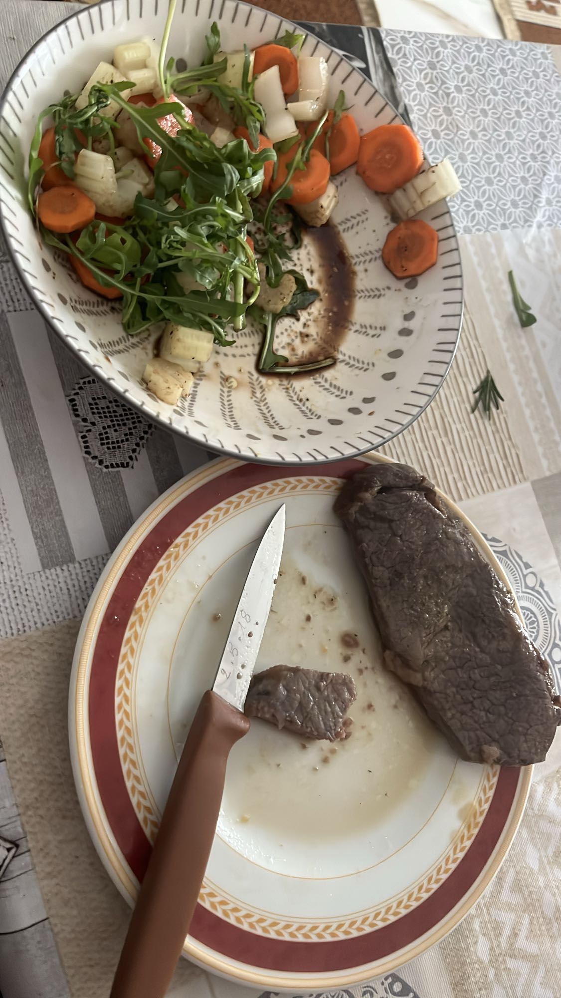 Bistecca con insalata